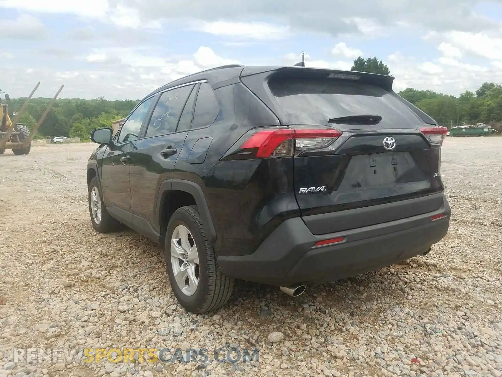 3 Photograph of a damaged car 2T3W1RFV0KC024491 TOYOTA RAV4 2019