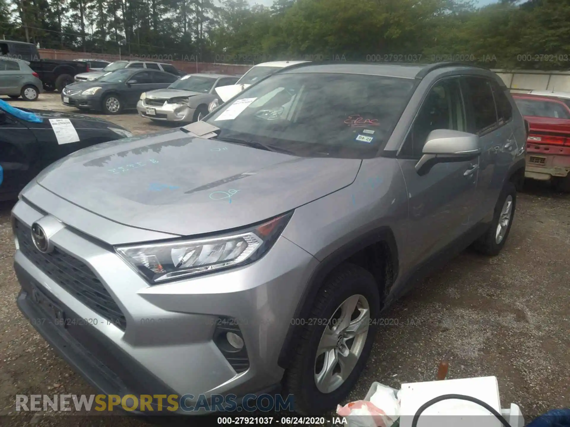 2 Photograph of a damaged car 2T3W1RFV2KC006168 TOYOTA RAV4 2019