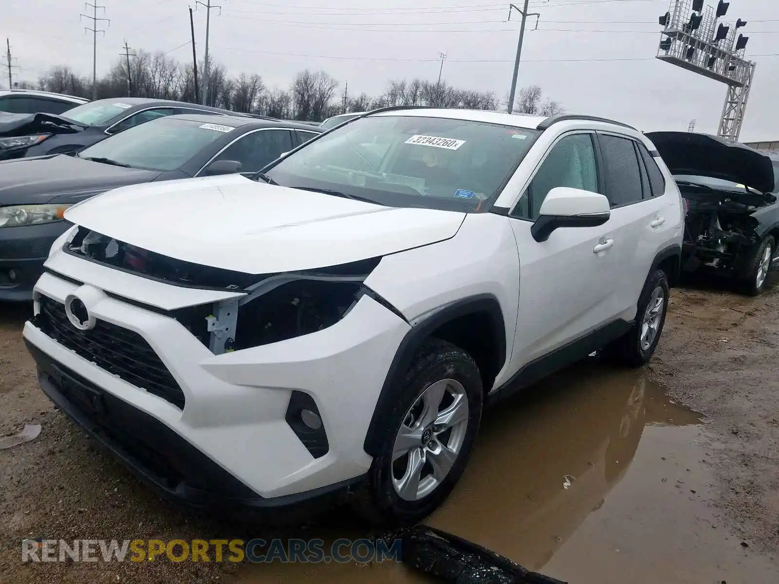2 Photograph of a damaged car 2T3W1RFV2KW004113 TOYOTA RAV4 2019