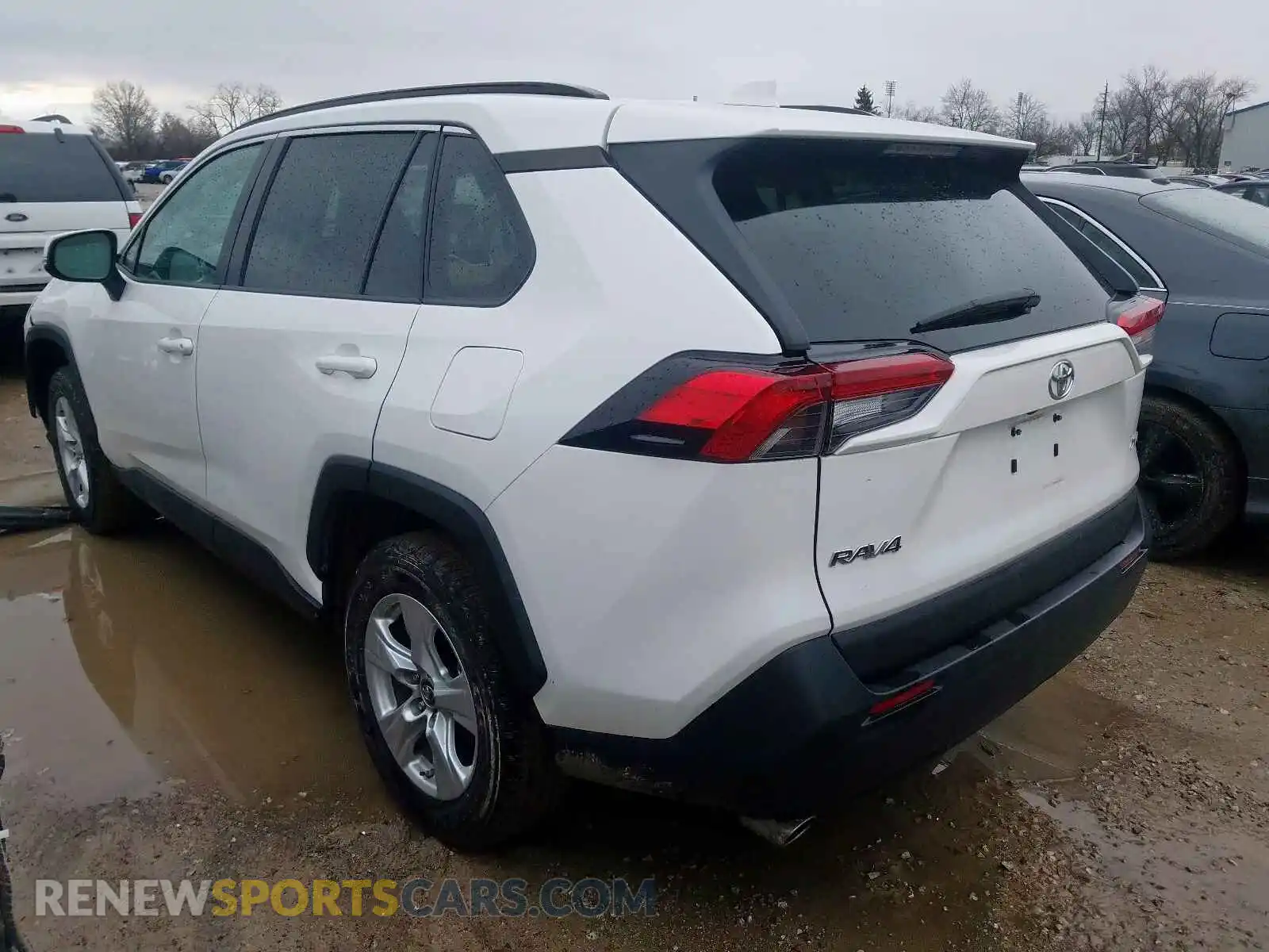 3 Photograph of a damaged car 2T3W1RFV2KW004113 TOYOTA RAV4 2019