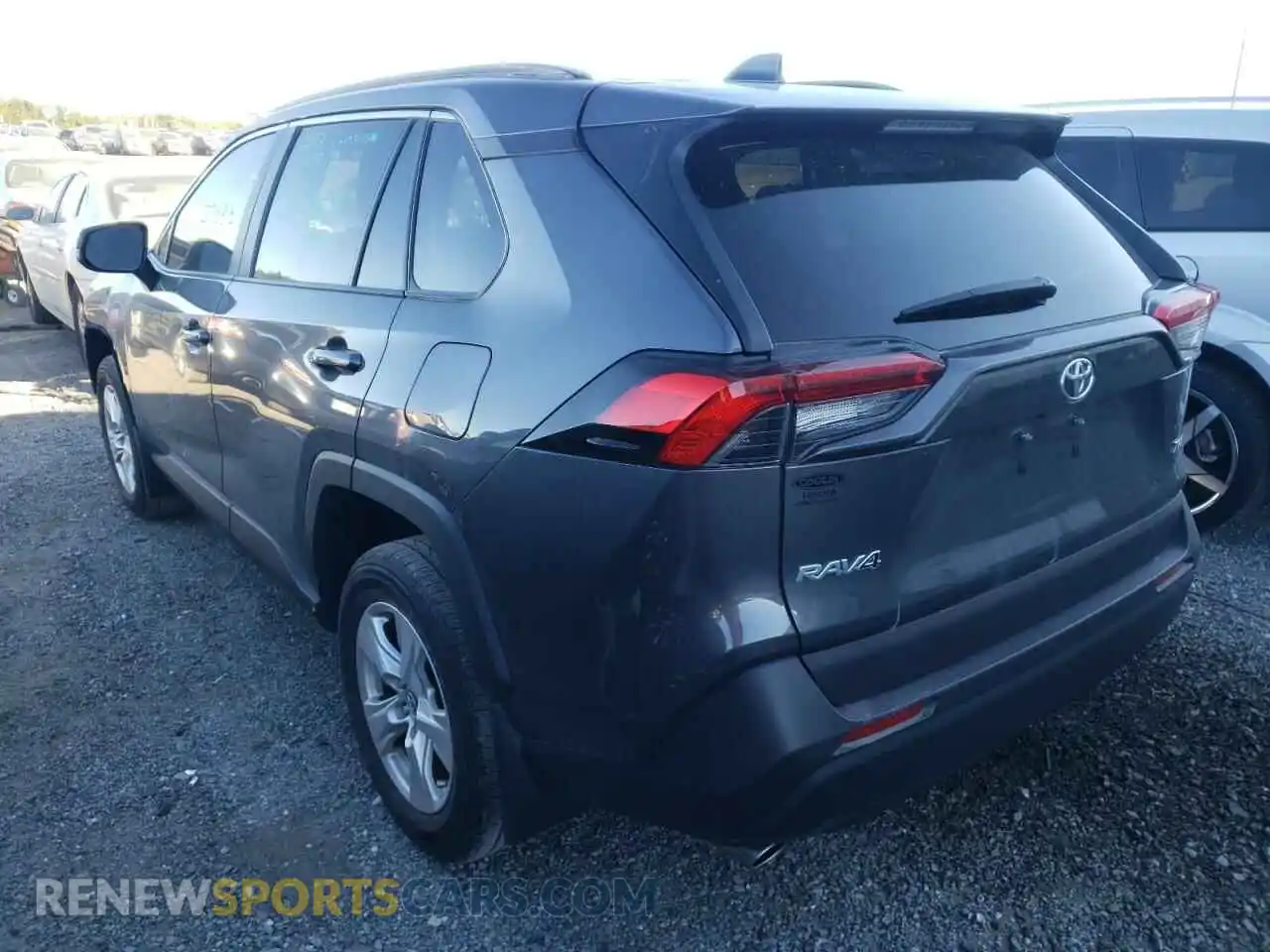 3 Photograph of a damaged car 2T3W1RFV2KW048810 TOYOTA RAV4 2019