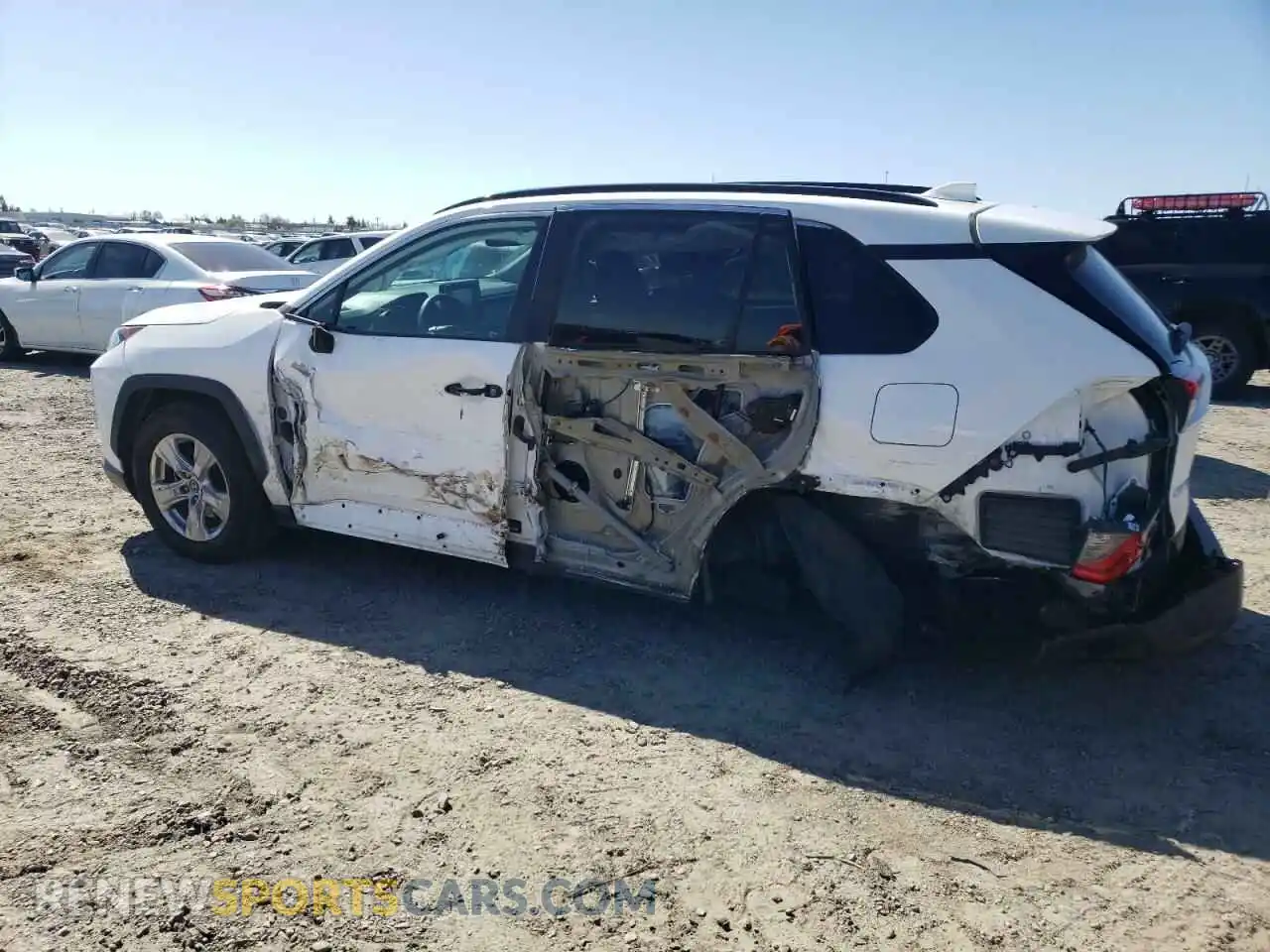 2 Фотография поврежденного автомобиля 2T3W1RFV3KC024226 TOYOTA RAV4 2019