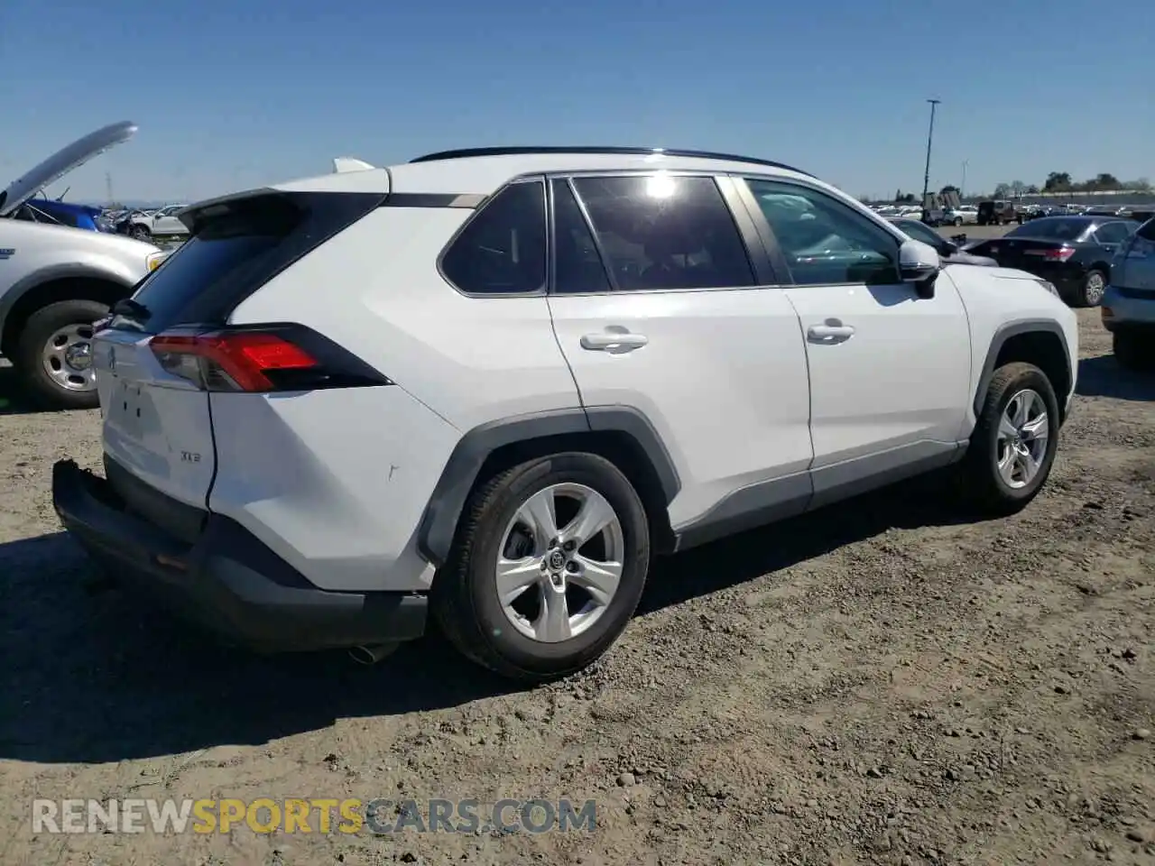 3 Фотография поврежденного автомобиля 2T3W1RFV3KC024226 TOYOTA RAV4 2019