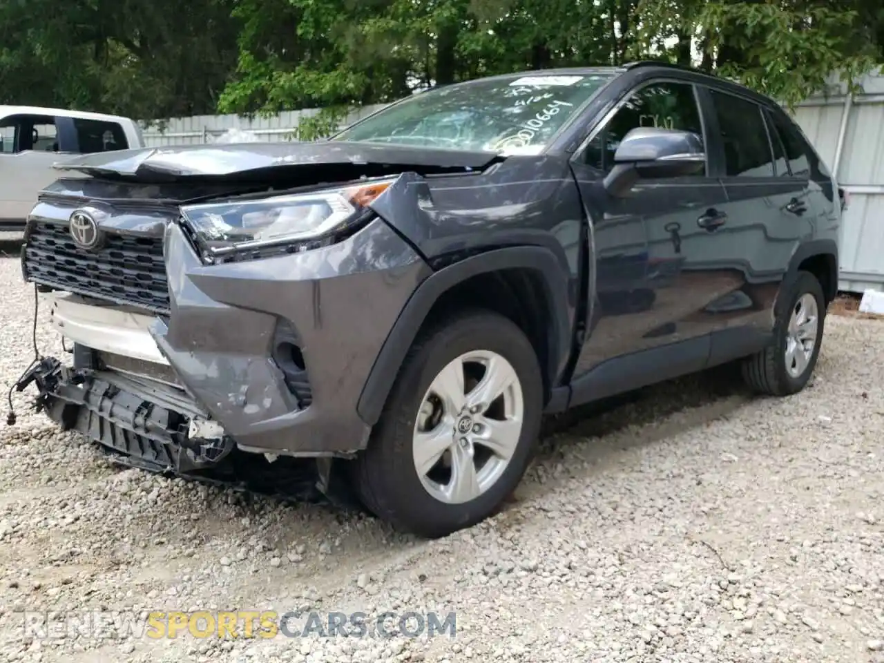 2 Photograph of a damaged car 2T3W1RFV3KW010664 TOYOTA RAV4 2019
