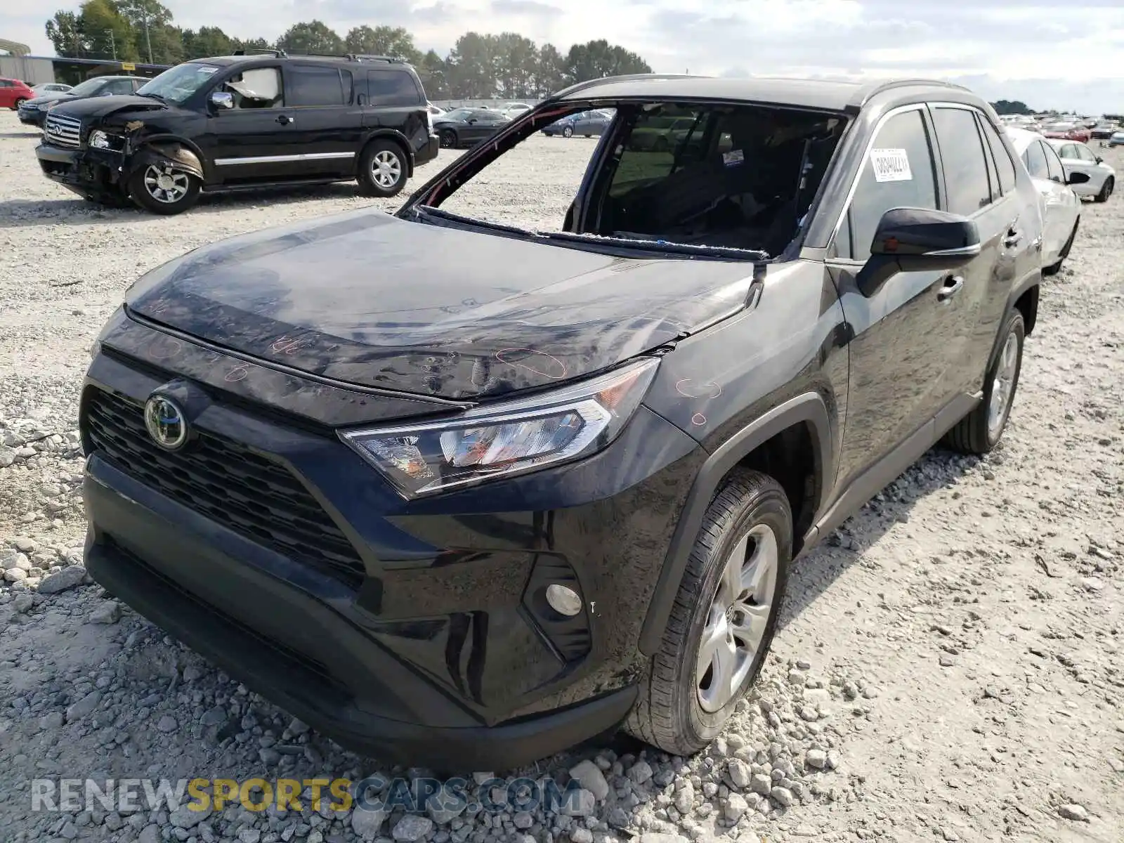 2 Photograph of a damaged car 2T3W1RFV3KW013175 TOYOTA RAV4 2019