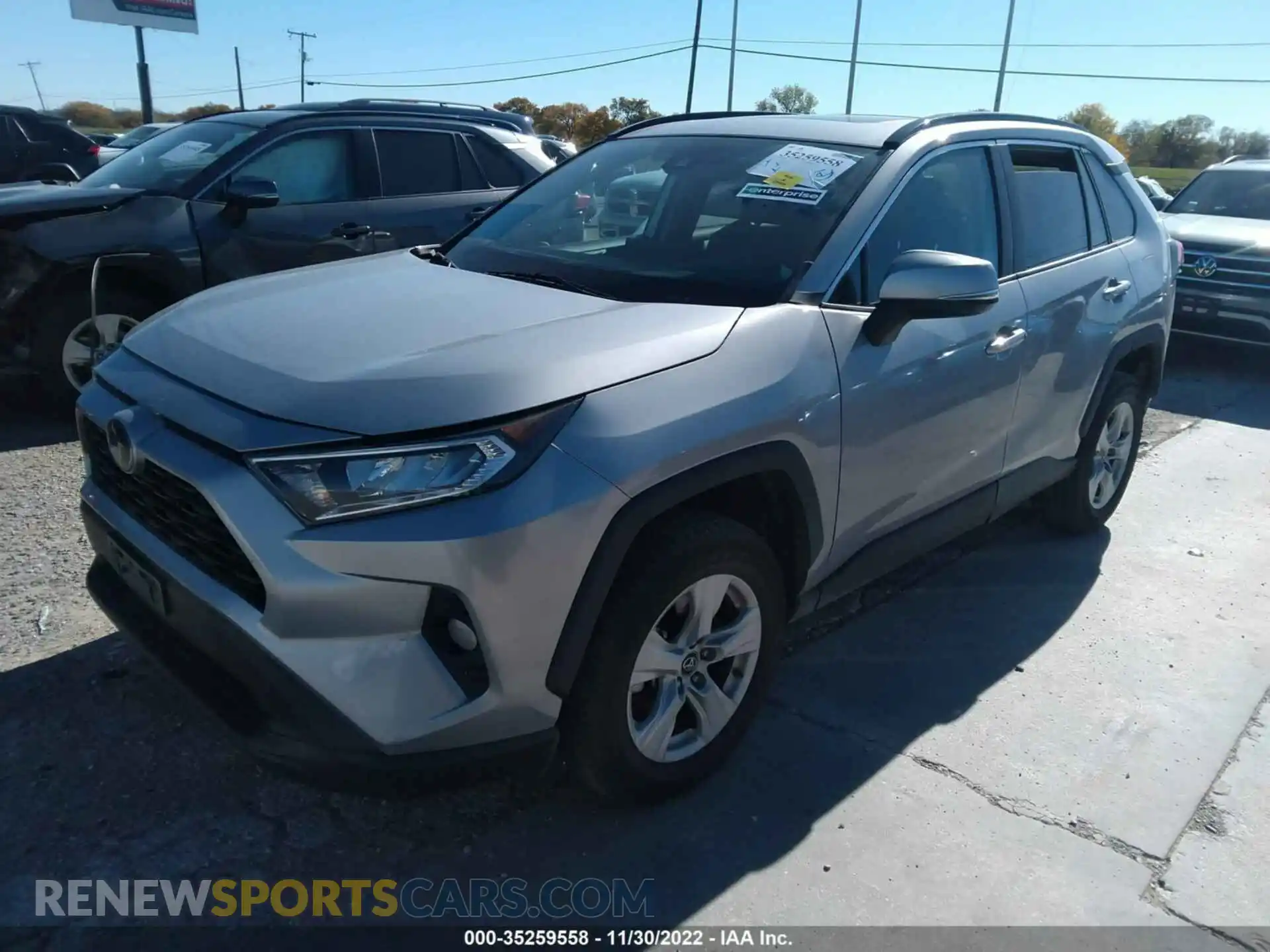 2 Photograph of a damaged car 2T3W1RFV3KW038013 TOYOTA RAV4 2019