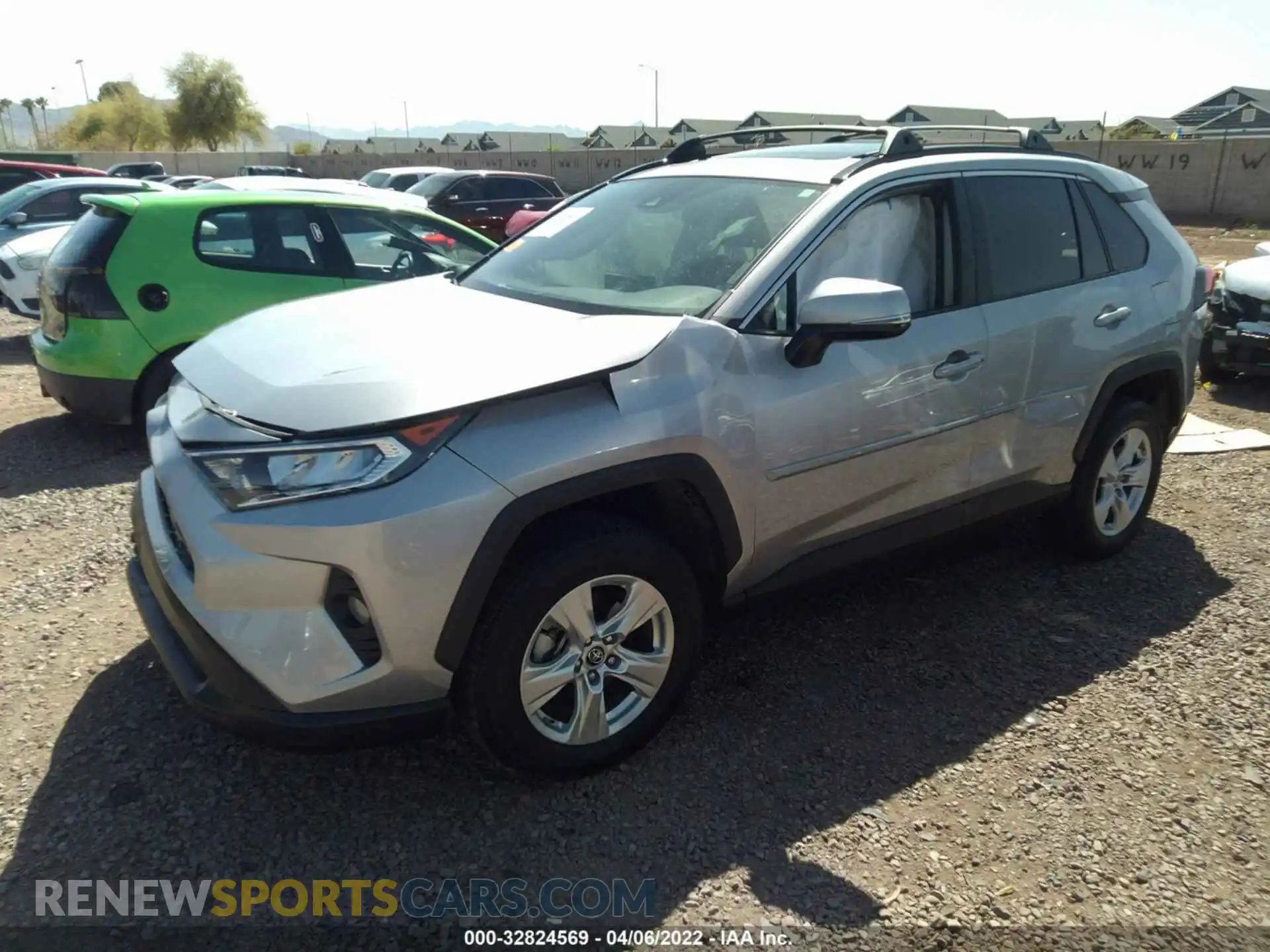2 Photograph of a damaged car 2T3W1RFV4KC024476 TOYOTA RAV4 2019