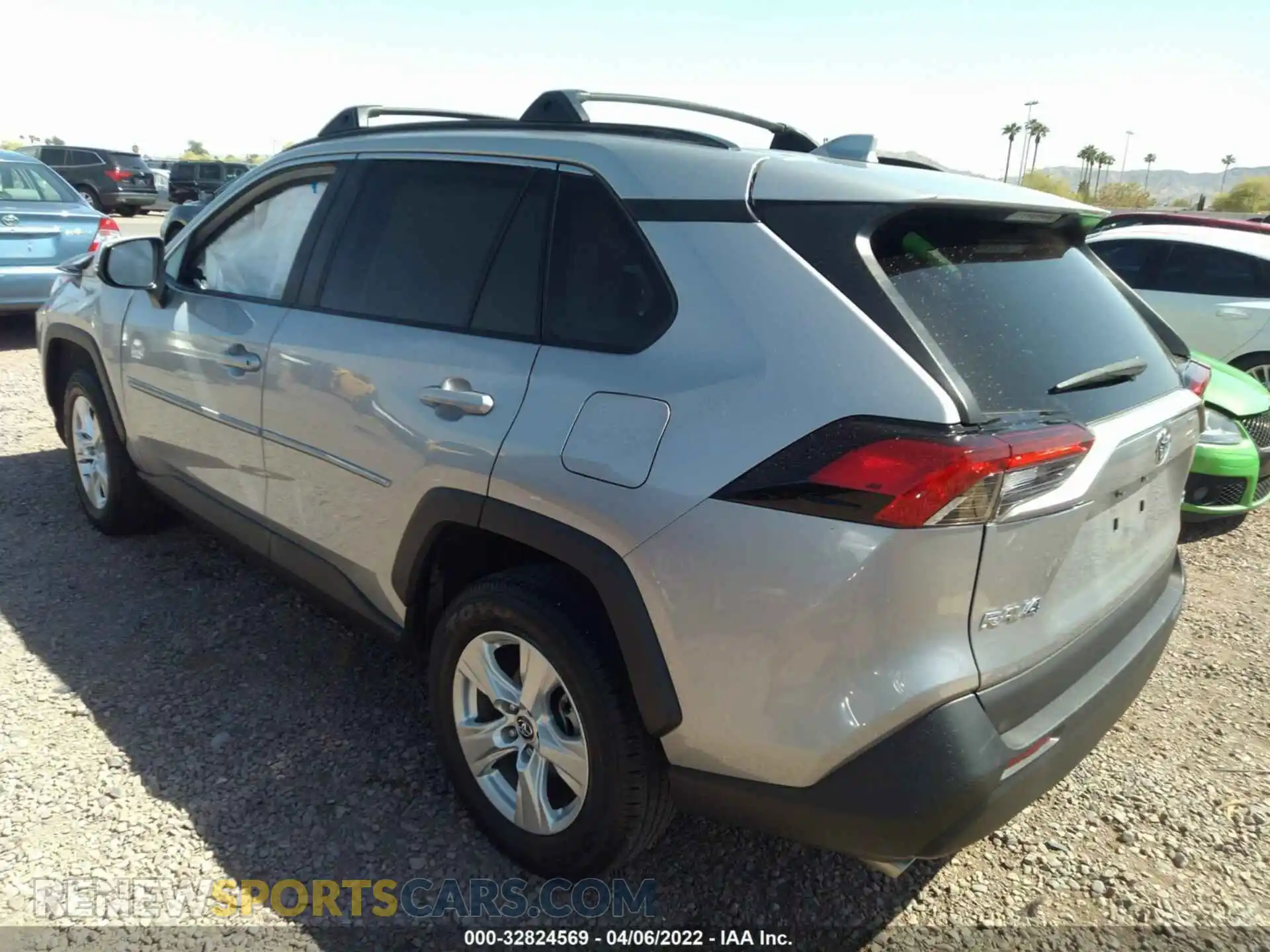 3 Photograph of a damaged car 2T3W1RFV4KC024476 TOYOTA RAV4 2019