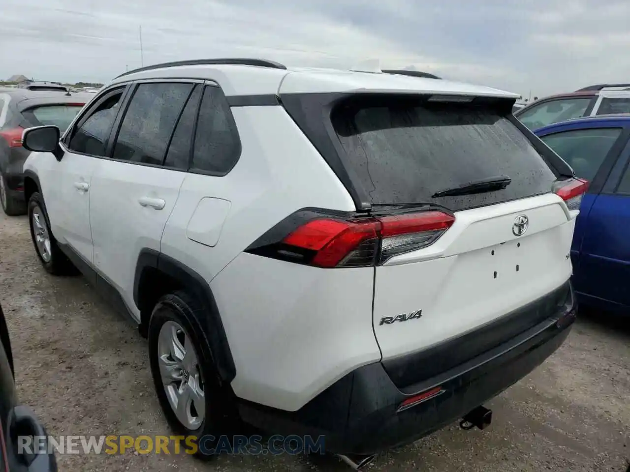 2 Photograph of a damaged car 2T3W1RFV4KW015176 TOYOTA RAV4 2019