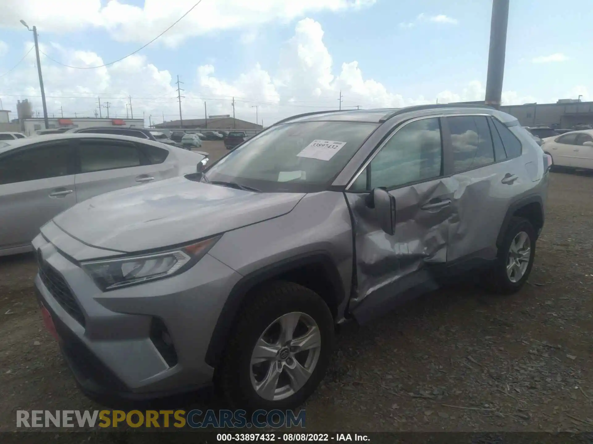 2 Photograph of a damaged car 2T3W1RFV4KW026677 TOYOTA RAV4 2019