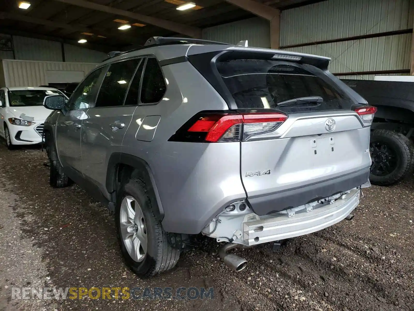 3 Photograph of a damaged car 2T3W1RFV5KC025166 TOYOTA RAV4 2019
