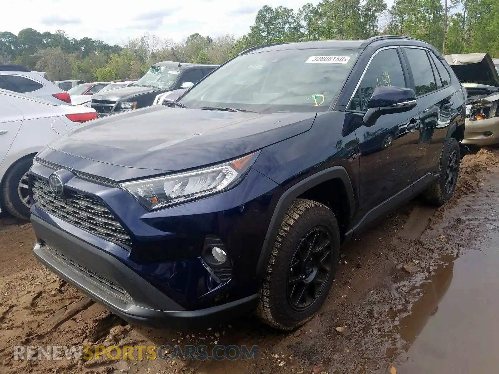 2 Photograph of a damaged car 2T3W1RFV6KC022454 TOYOTA RAV4 2019