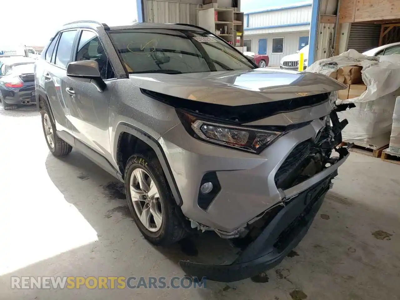 1 Photograph of a damaged car 2T3W1RFV6KC032014 TOYOTA RAV4 2019