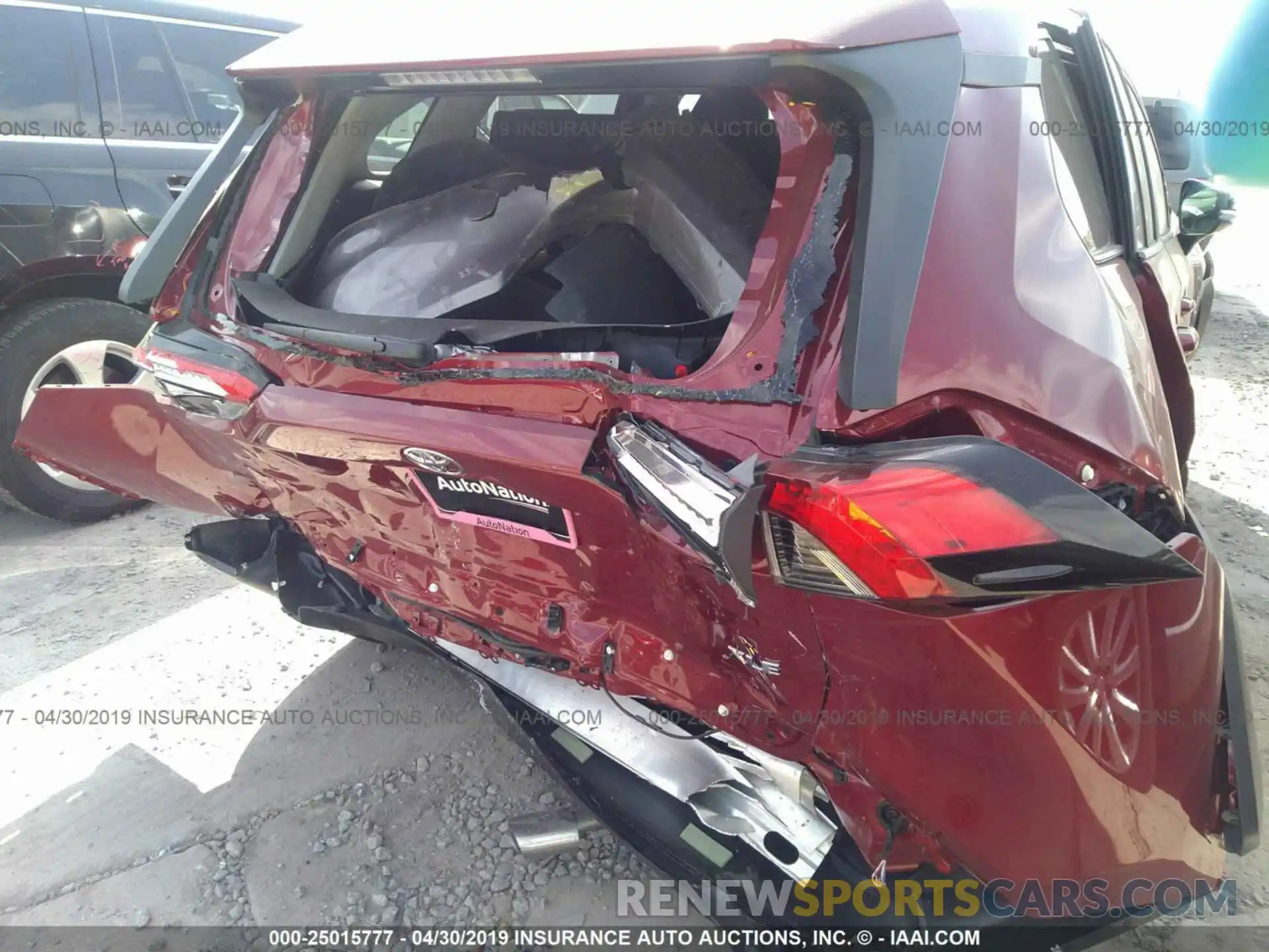 6 Photograph of a damaged car 2T3W1RFV6KW017558 TOYOTA RAV4 2019