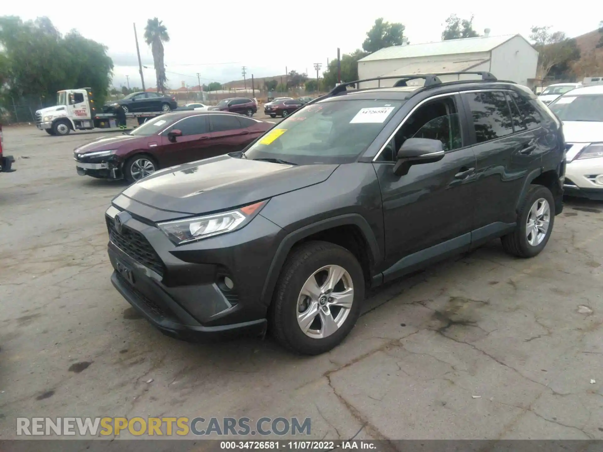 2 fotografías del automóvil dañado 2T3W1RFV7KC028067 TOYOTA RAV4 2019