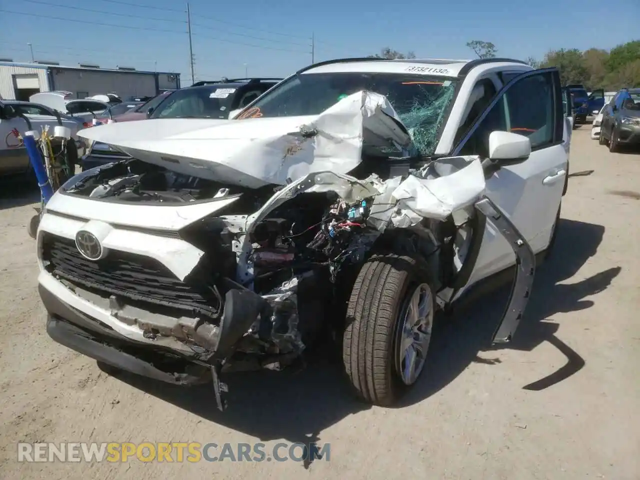 2 Photograph of a damaged car 2T3W1RFV7KW029640 TOYOTA RAV4 2019