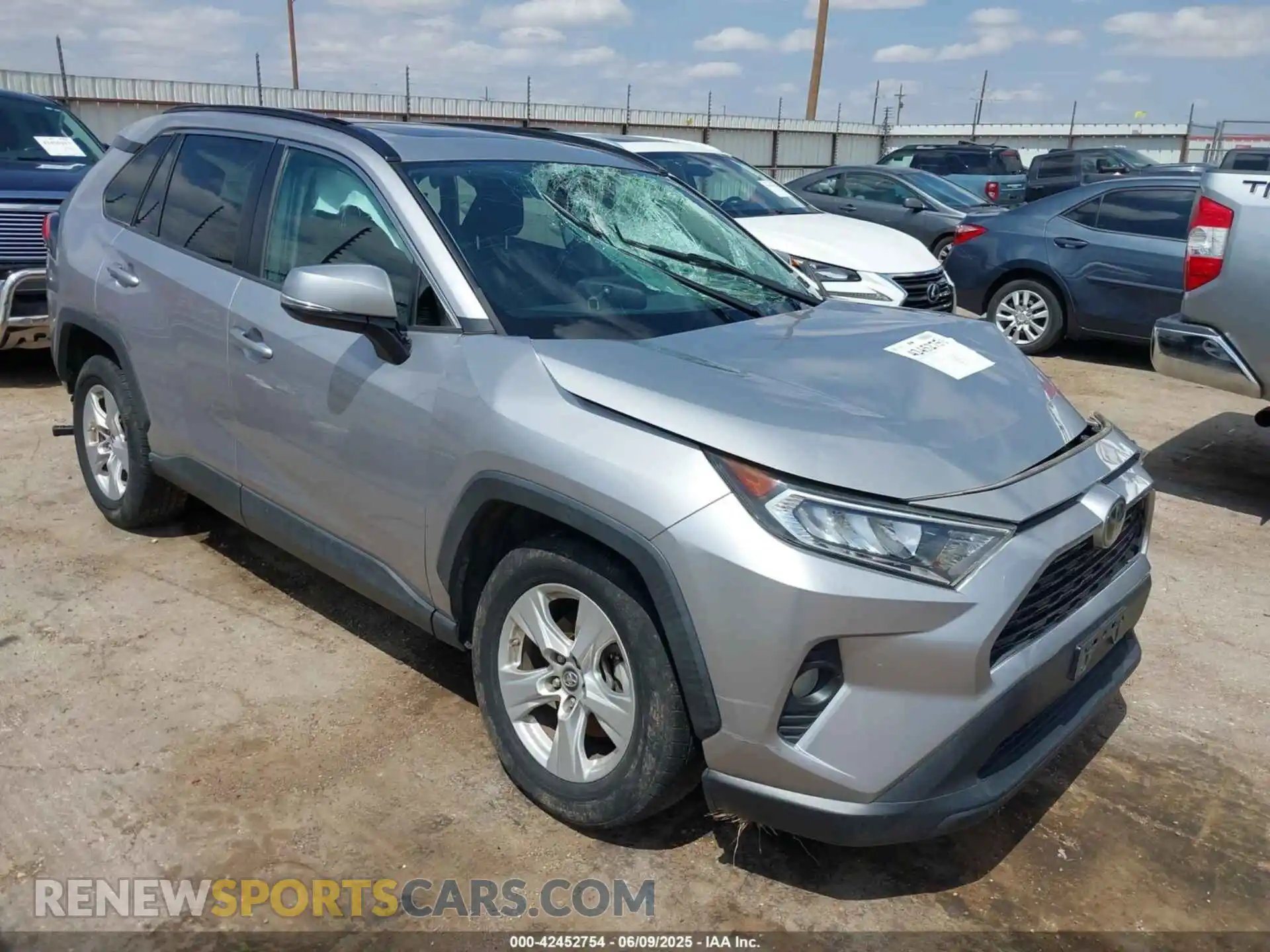 1 Photograph of a damaged car 2T3W1RFV9KC005471 TOYOTA RAV4 2019