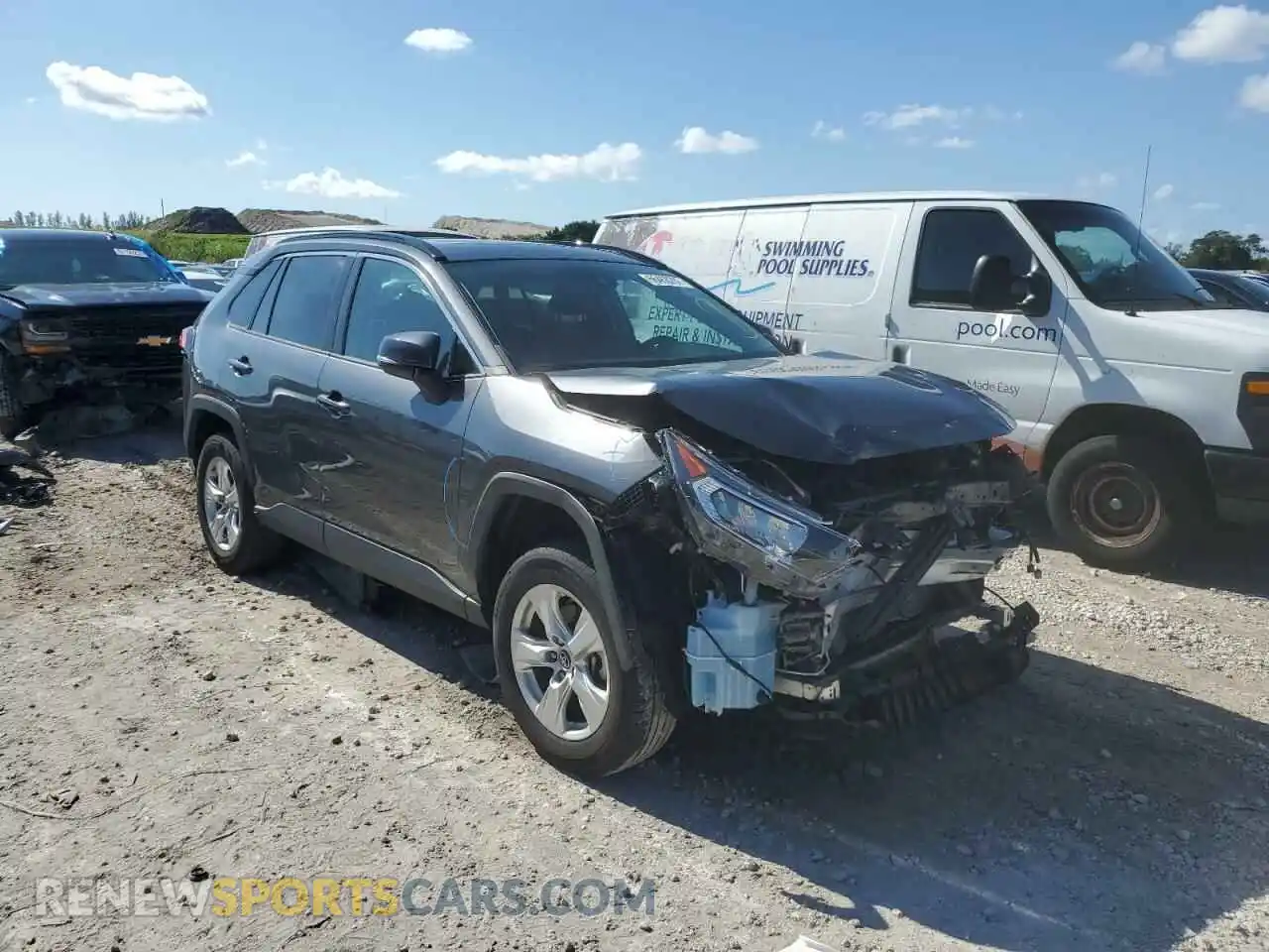 1 Photograph of a damaged car 2T3W1RFVXKC019976 TOYOTA RAV4 2019