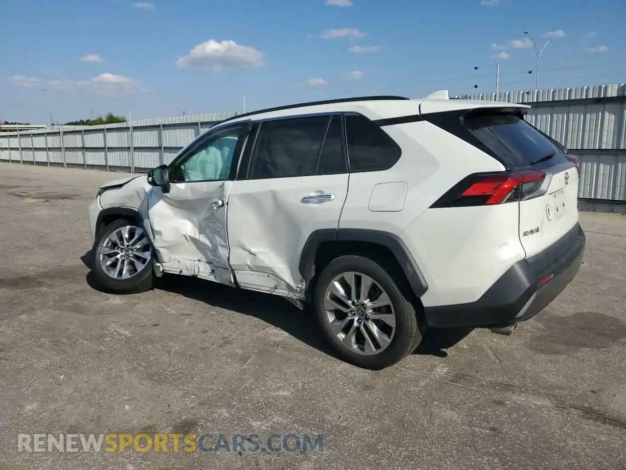 2 Photograph of a damaged car 2T3Y1RFV0KW014230 TOYOTA RAV4 2019