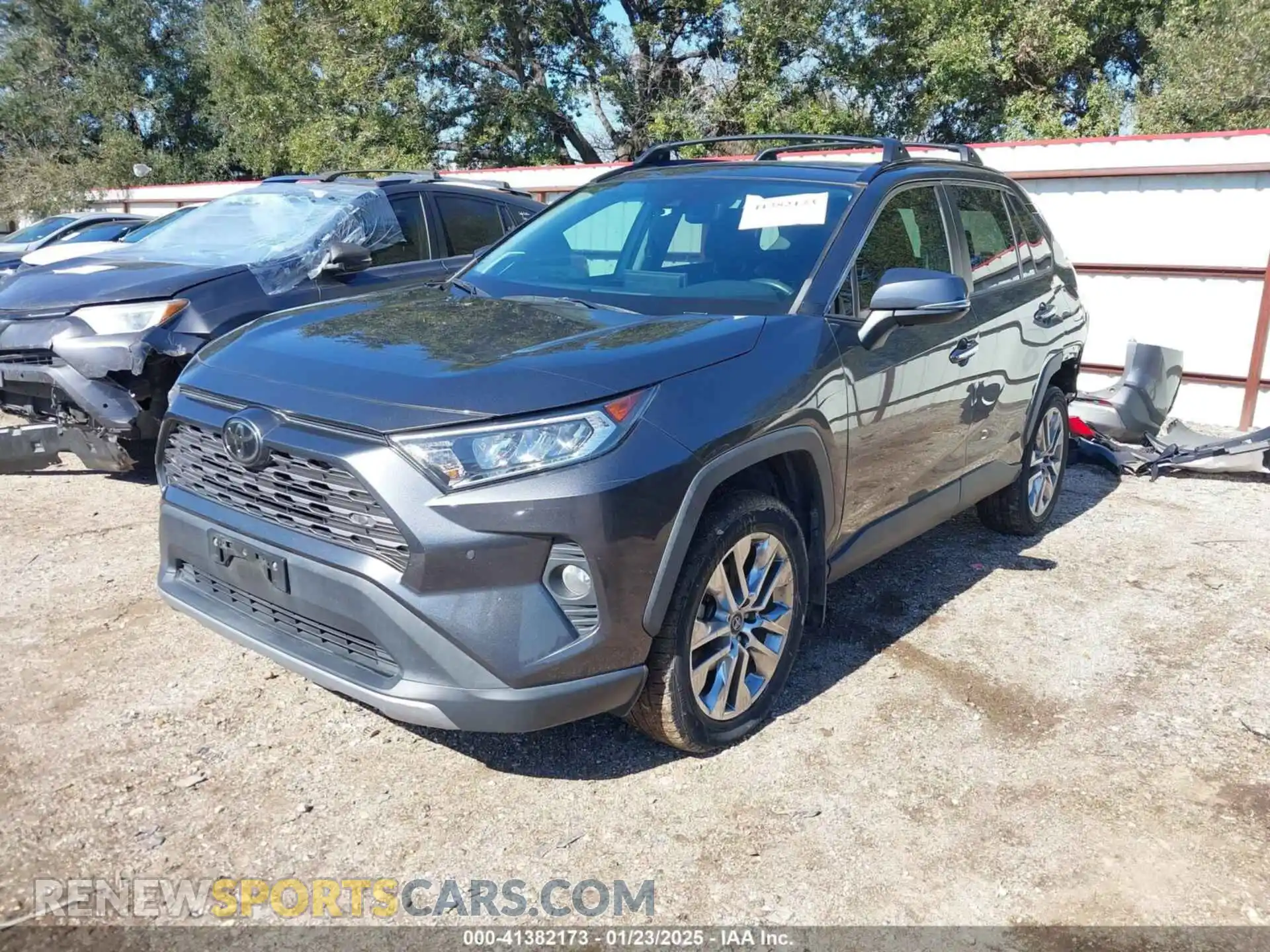 2 Photograph of a damaged car 2T3Y1RFV8KC008970 TOYOTA RAV4 2019