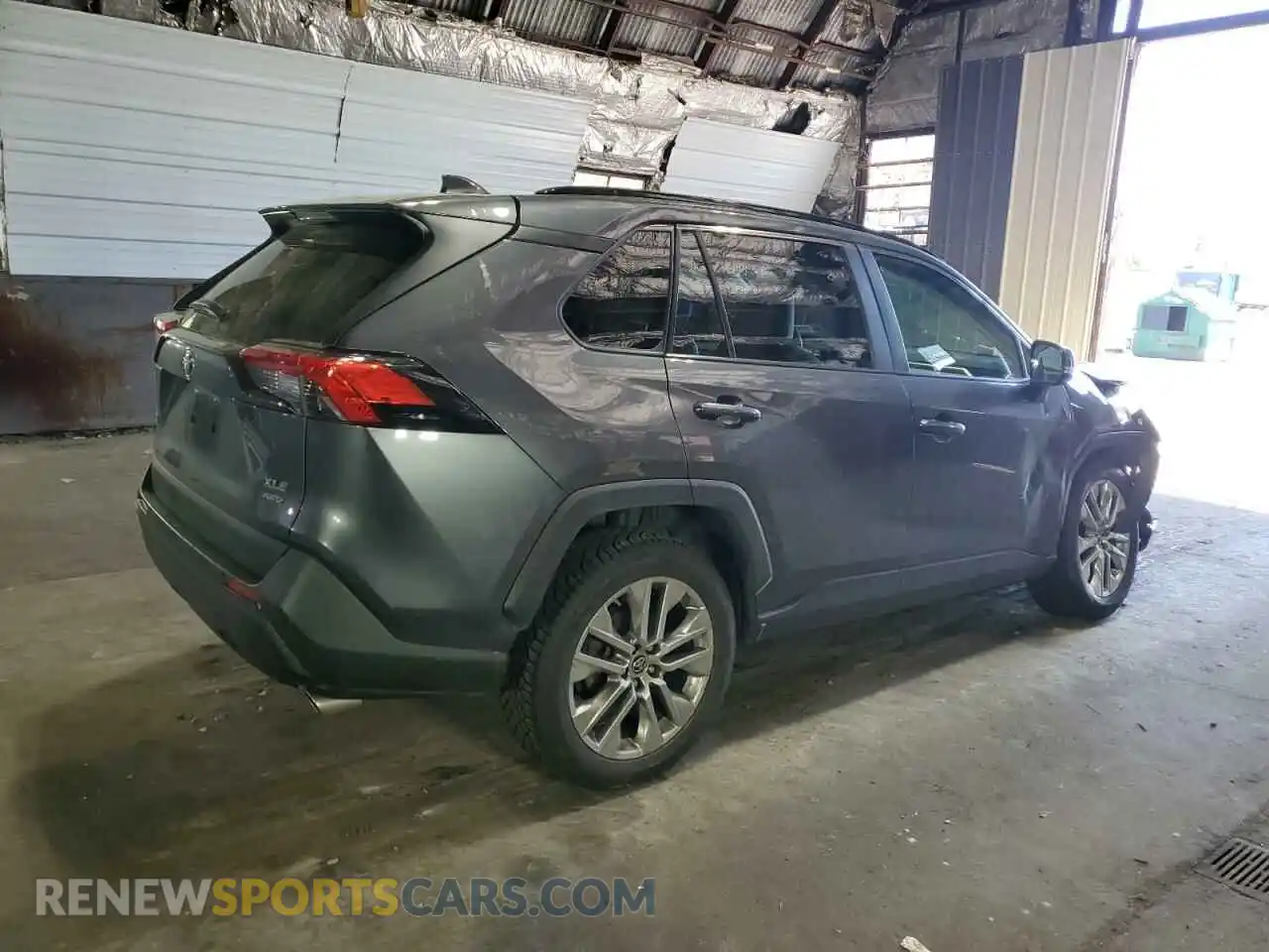 3 Photograph of a damaged car JTMA1RFV7KD015809 TOYOTA RAV4 2019