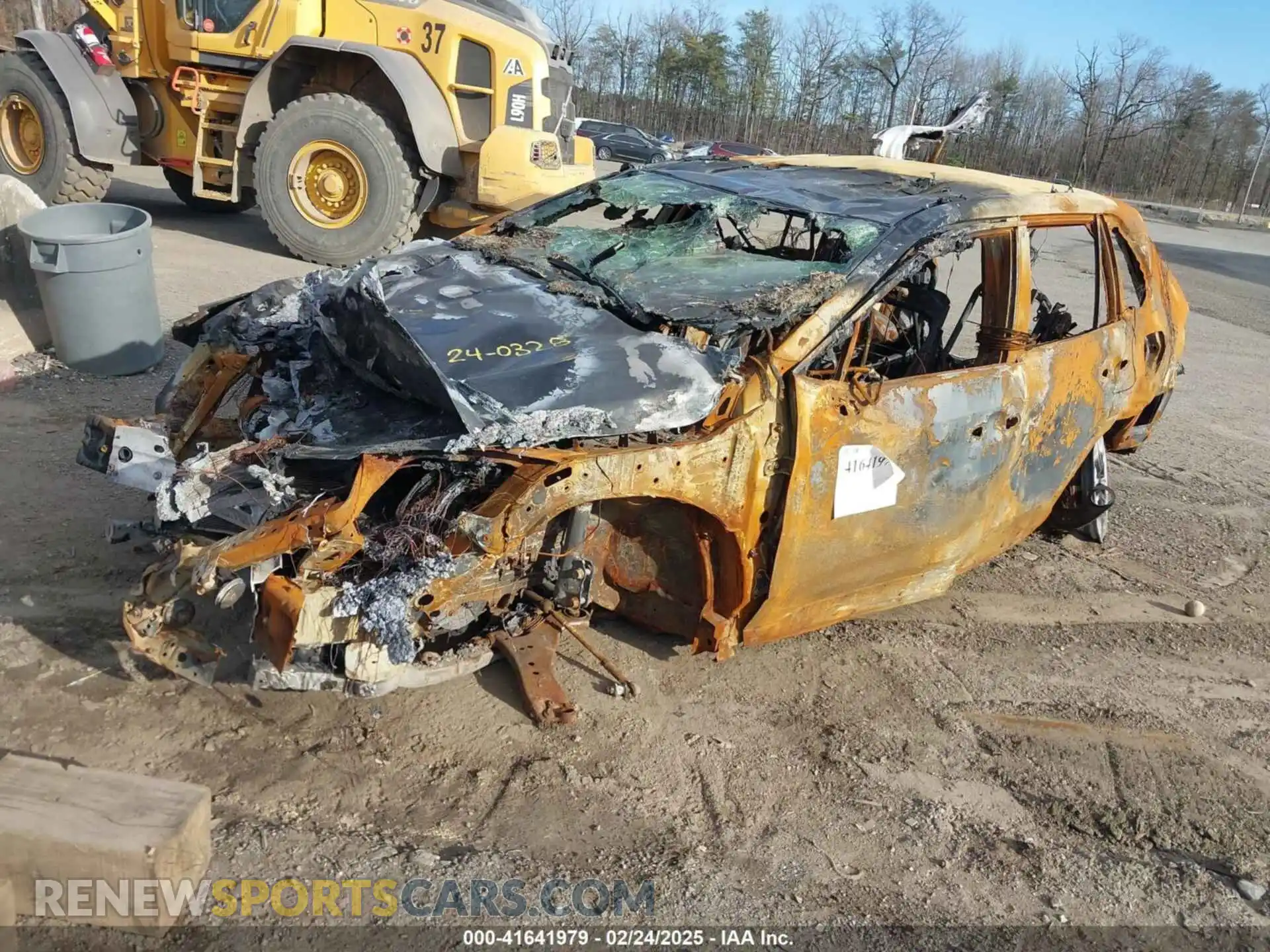 2 Photograph of a damaged car JTMA1RFVXKD511123 TOYOTA RAV4 2019