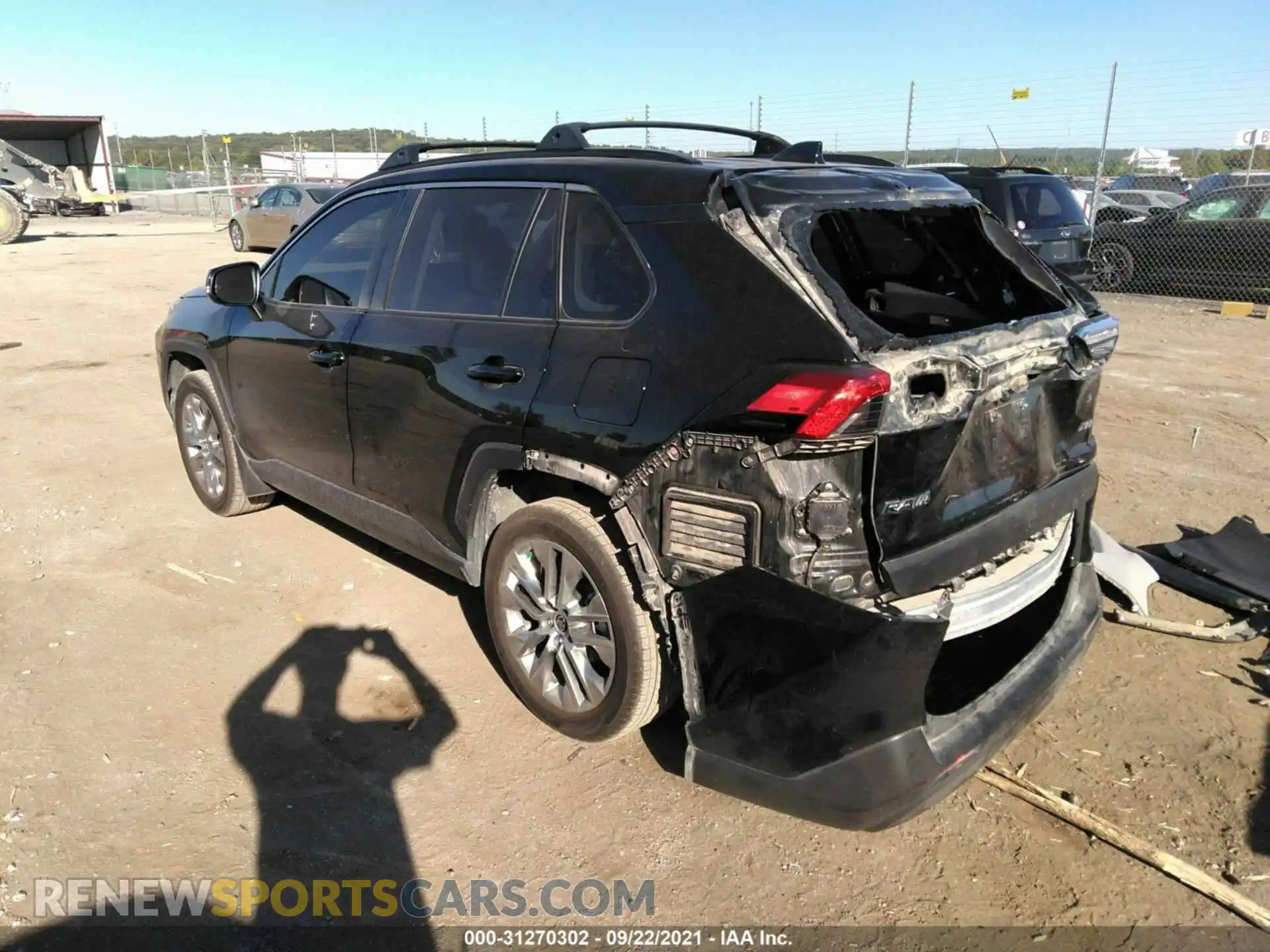 3 Photograph of a damaged car JTMC1RFV3KD039842 TOYOTA RAV4 2019