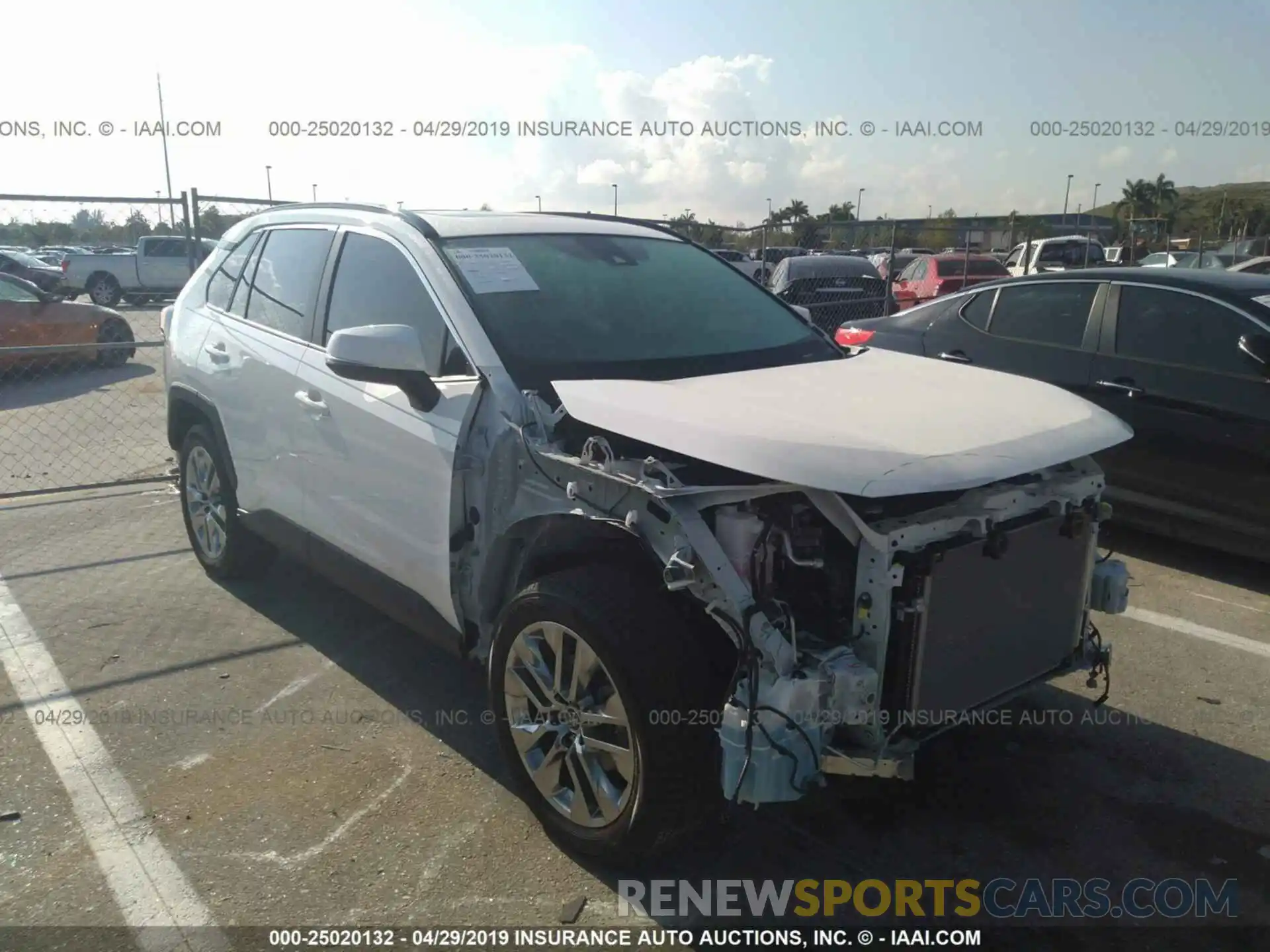 1 Photograph of a damaged car JTMC1RFV7KD017746 TOYOTA RAV4 2019
