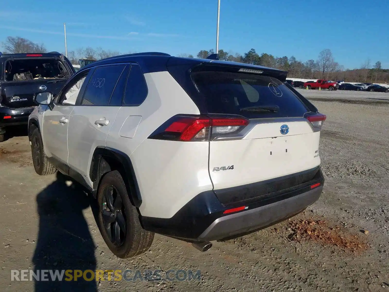 3 Photograph of a damaged car JTMEWRFV0KD510310 TOYOTA RAV4 2019