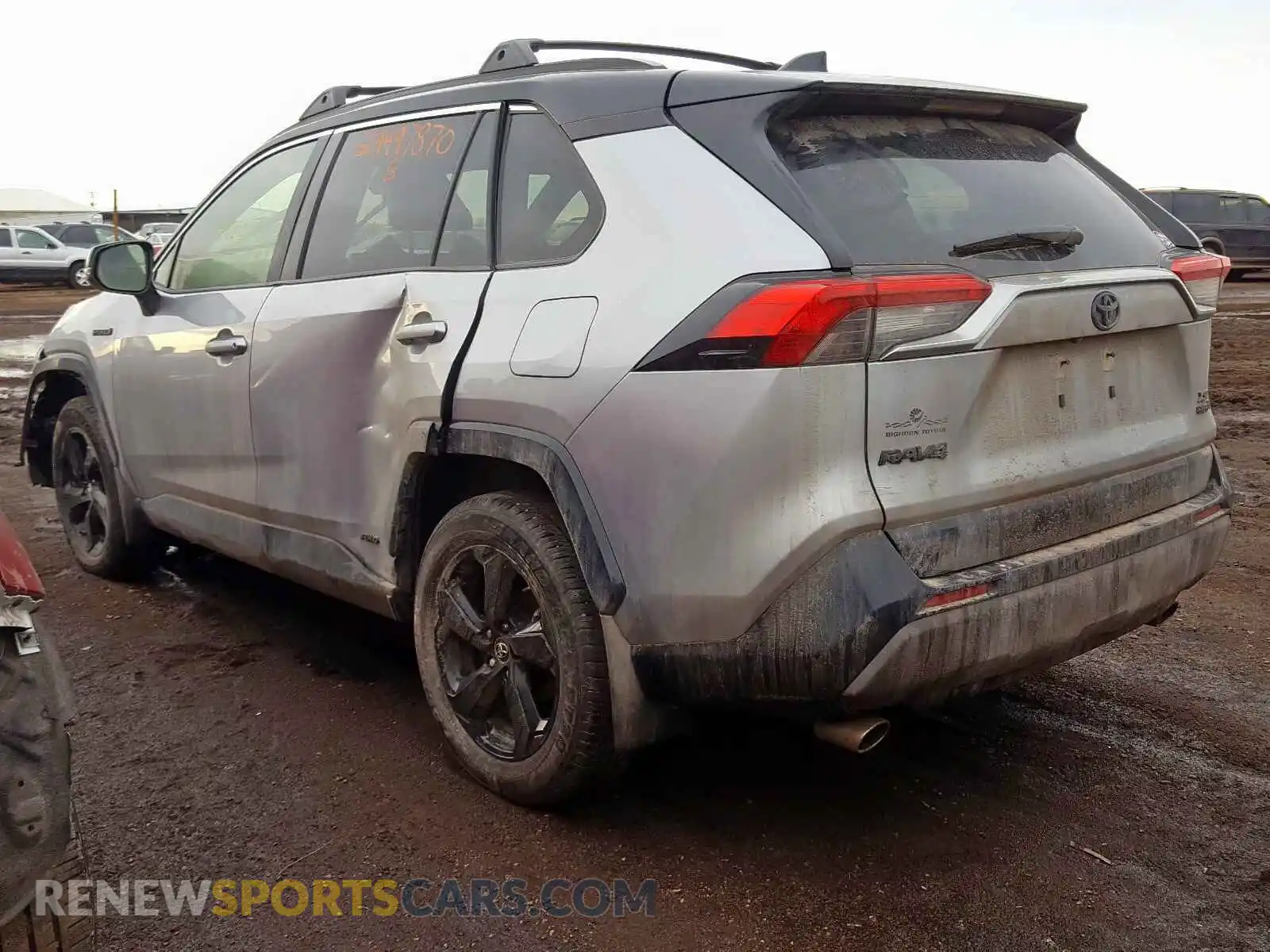 3 Photograph of a damaged car JTMEWRFV2KJ020534 TOYOTA RAV4 2019