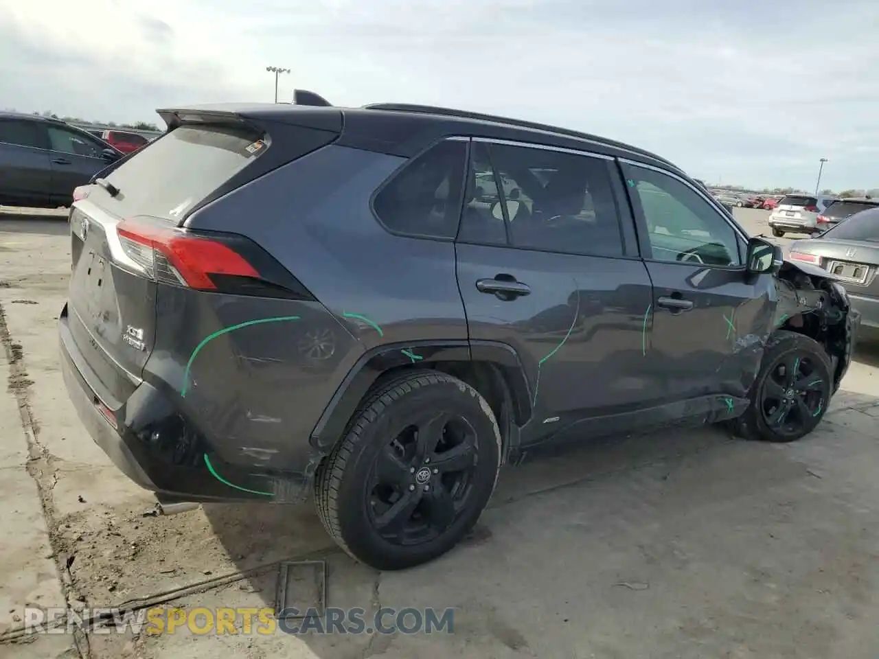 3 Photograph of a damaged car JTMEWRFV6KJ013084 TOYOTA RAV4 2019