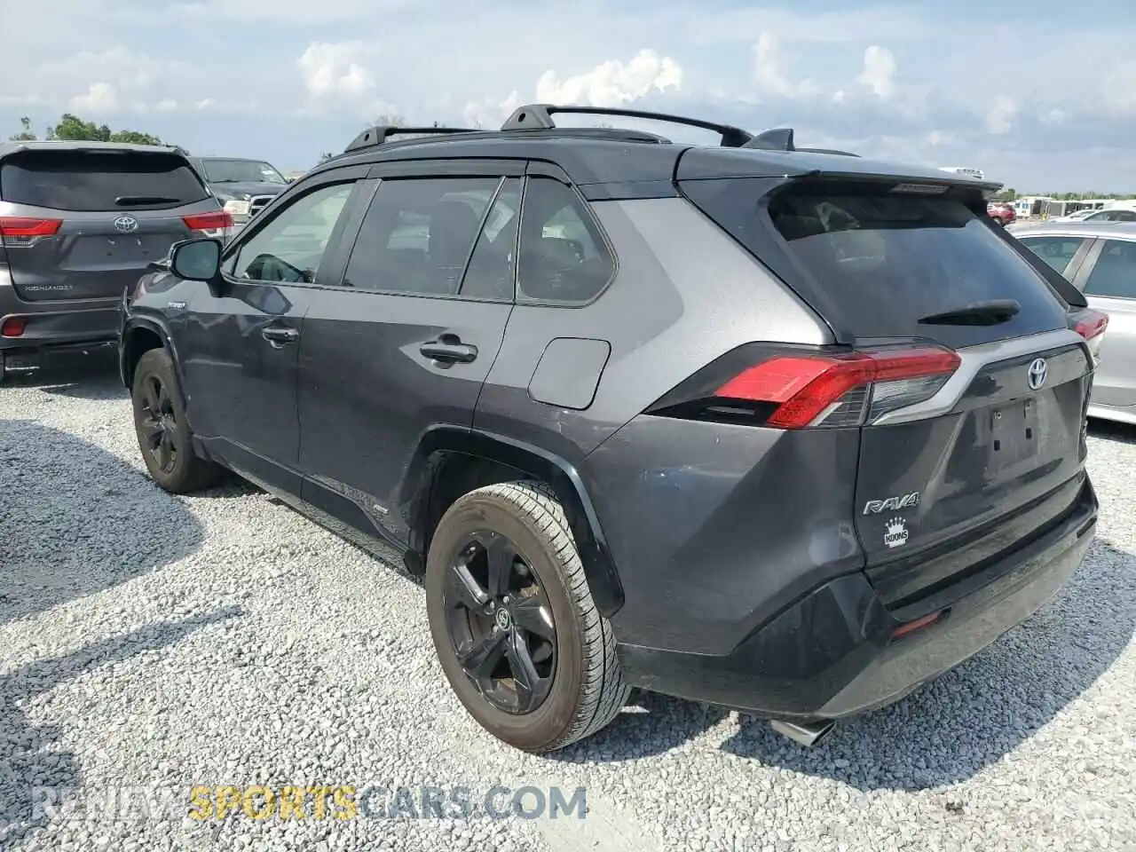 2 Photograph of a damaged car JTMEWRFV6KJ025154 TOYOTA RAV4 2019