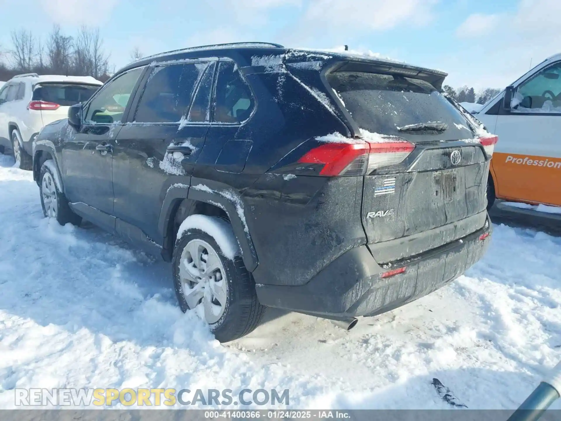 3 Photograph of a damaged car JTMF1RFV0KD039634 TOYOTA RAV4 2019