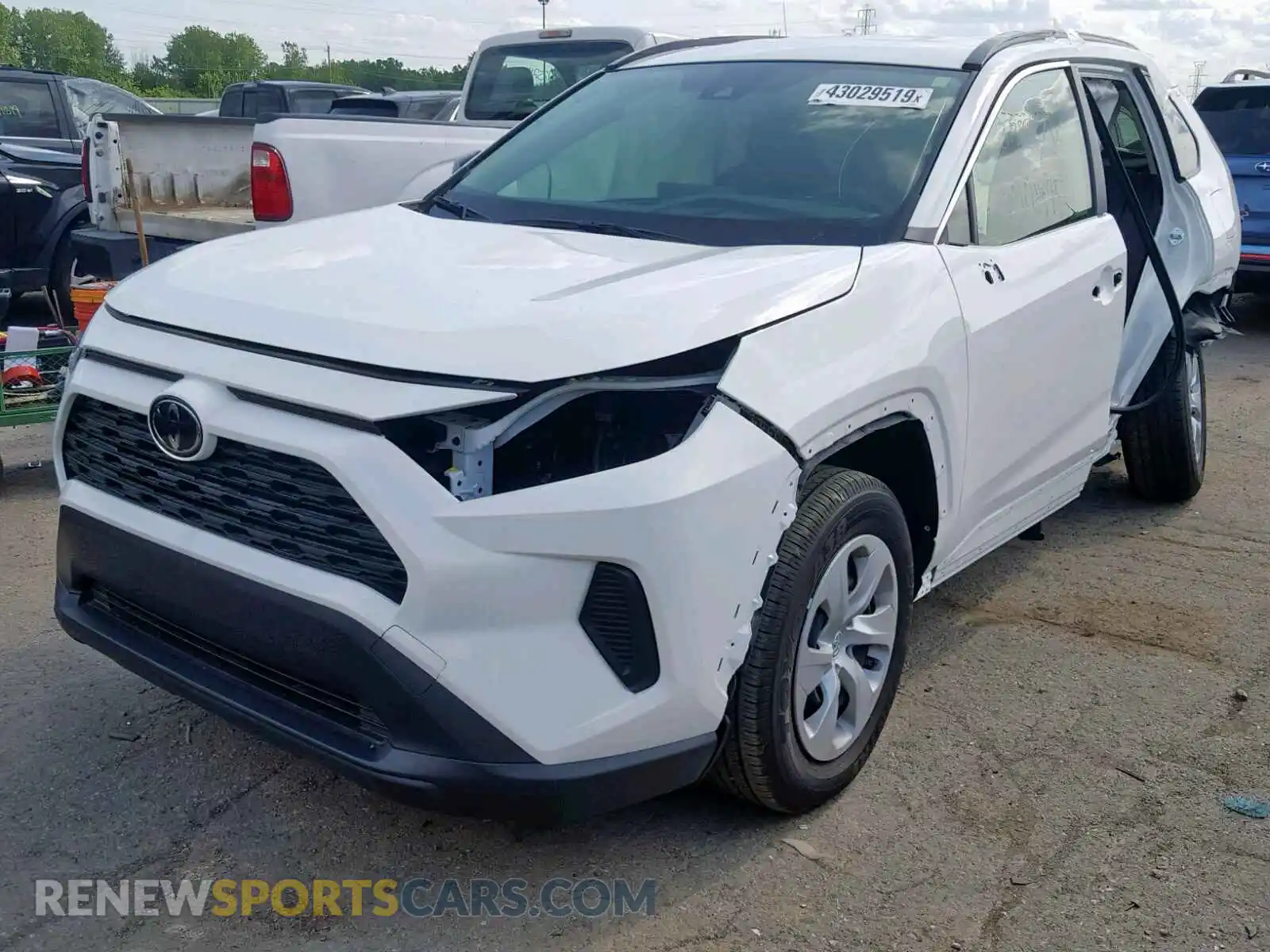 2 fotografías del automóvil dañado JTMF1RFV0KJ014203 TOYOTA RAV4 2019