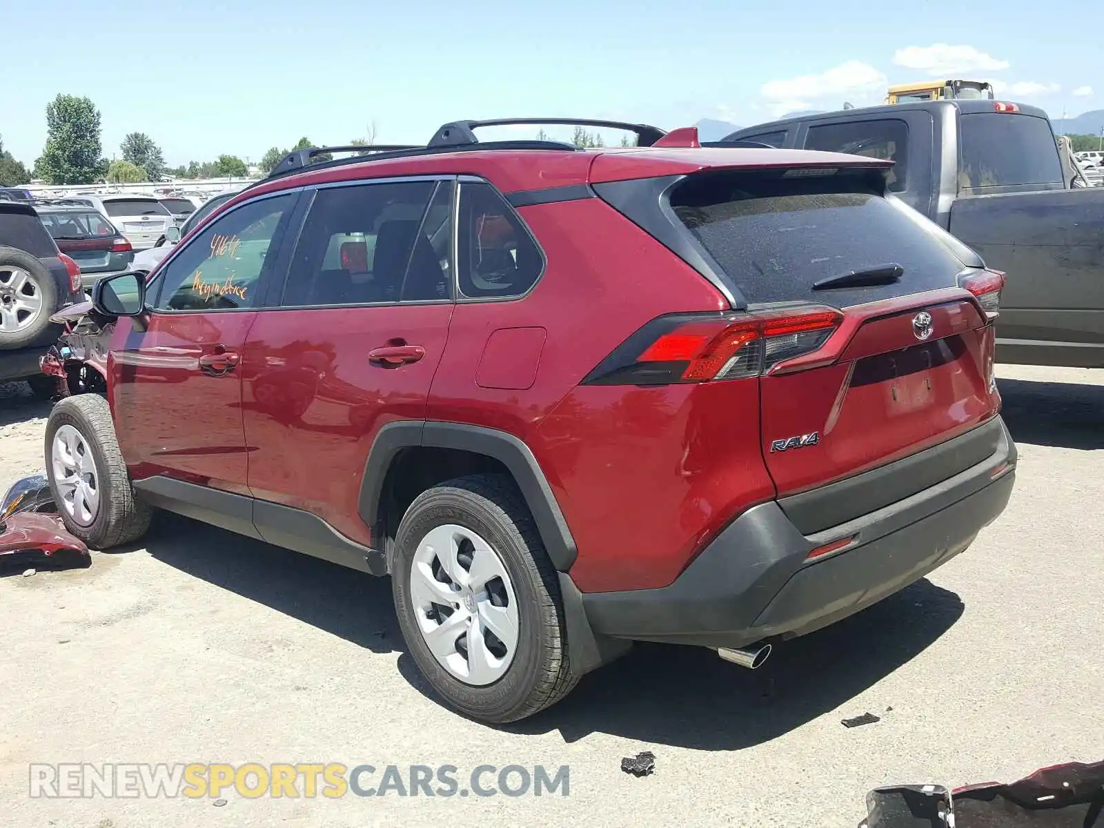 3 Photograph of a damaged car JTMF1RFV2KJ018897 TOYOTA RAV4 2019
