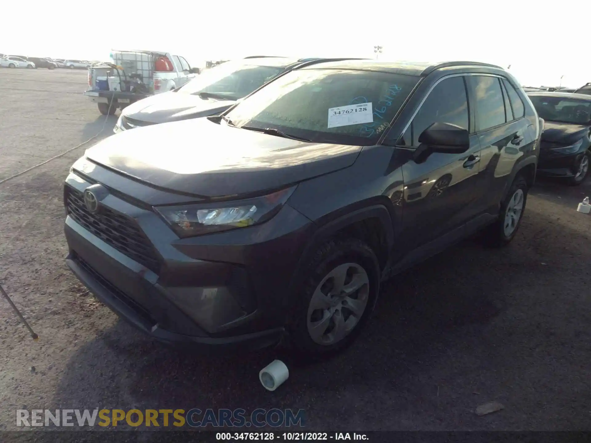 2 Photograph of a damaged car JTMF1RFV3KD026442 TOYOTA RAV4 2019