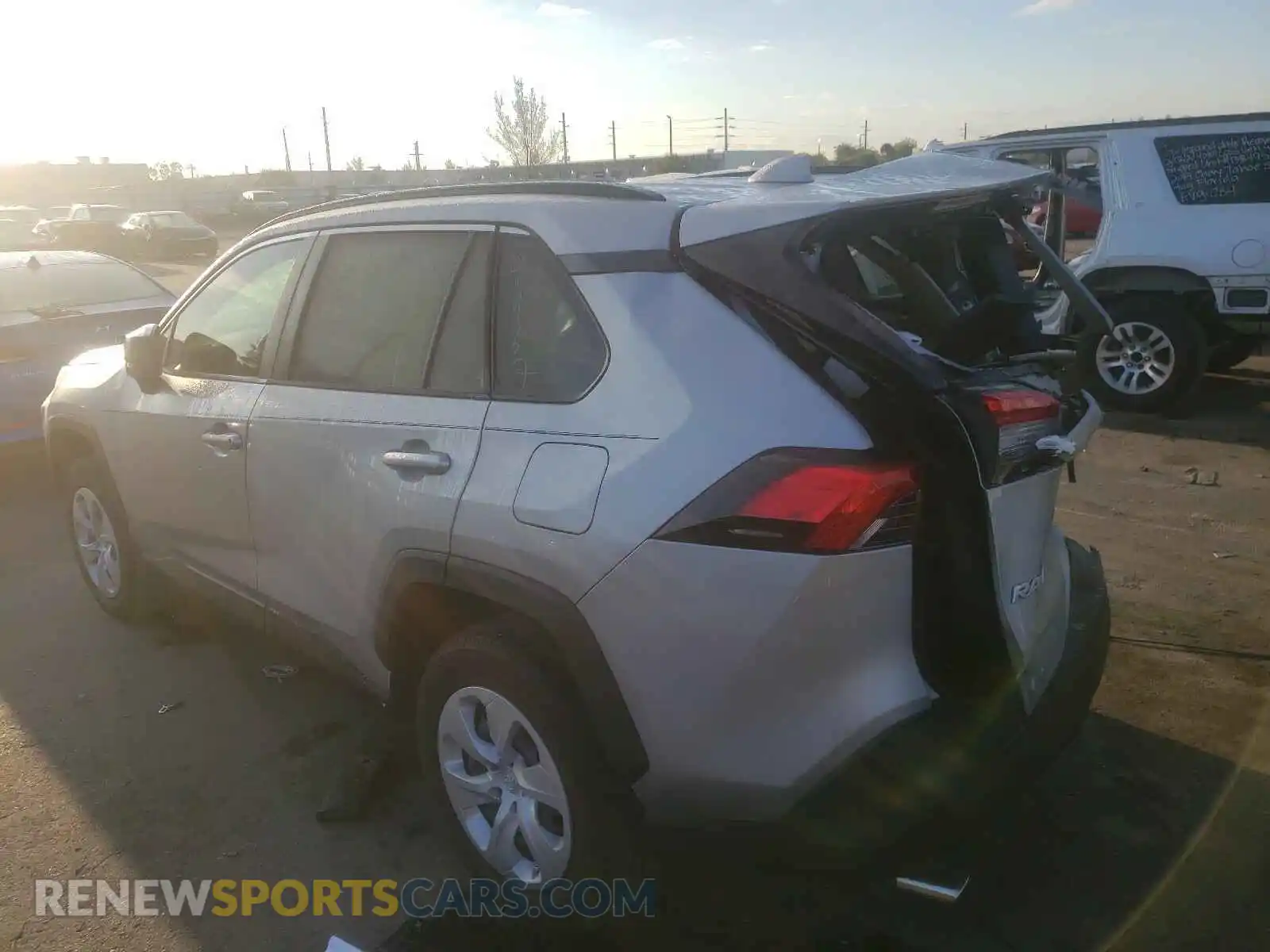 3 Photograph of a damaged car JTMF1RFV3KD040017 TOYOTA RAV4 2019