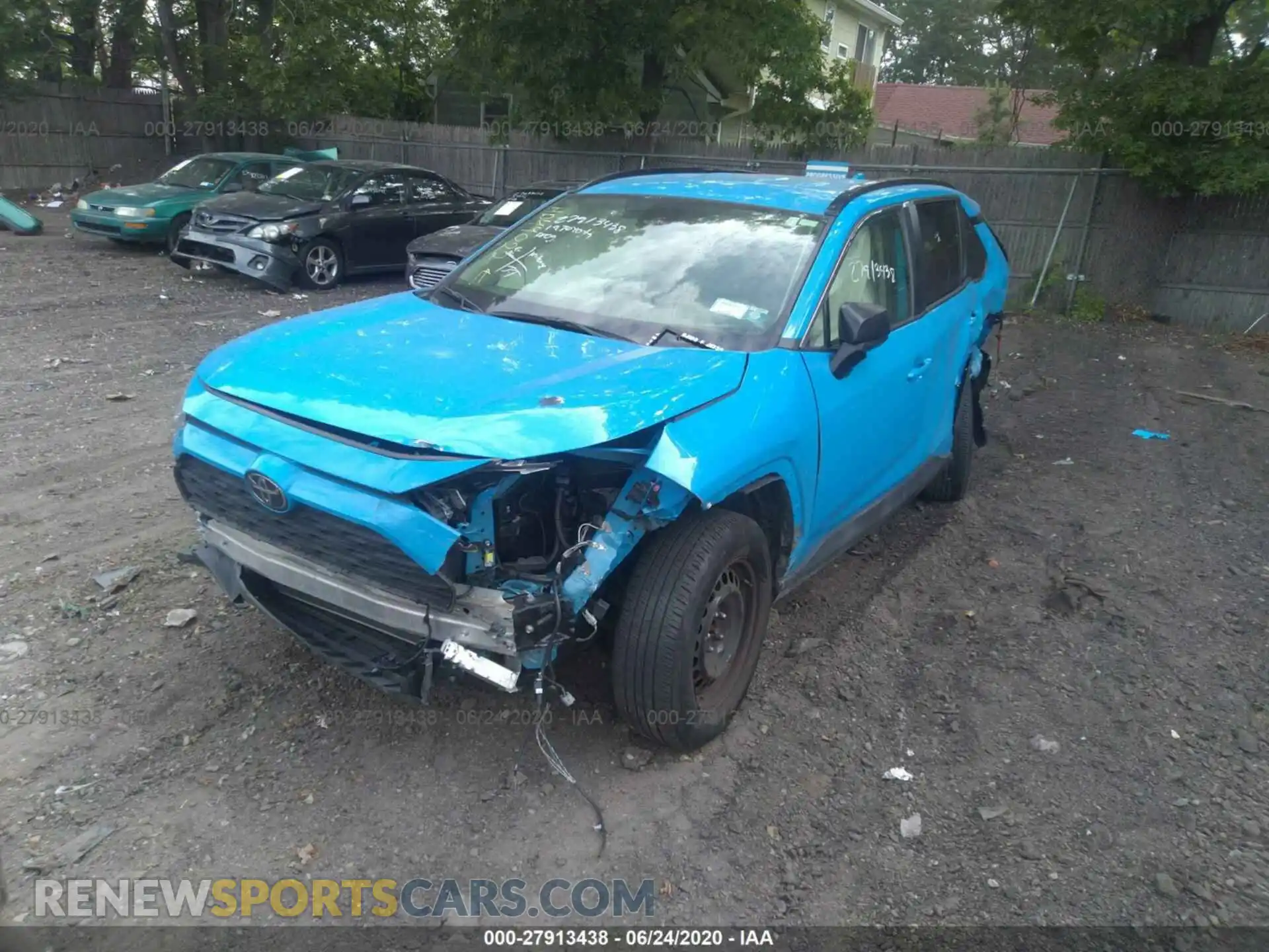 2 Photograph of a damaged car JTMF1RFV5KJ005237 TOYOTA RAV4 2019