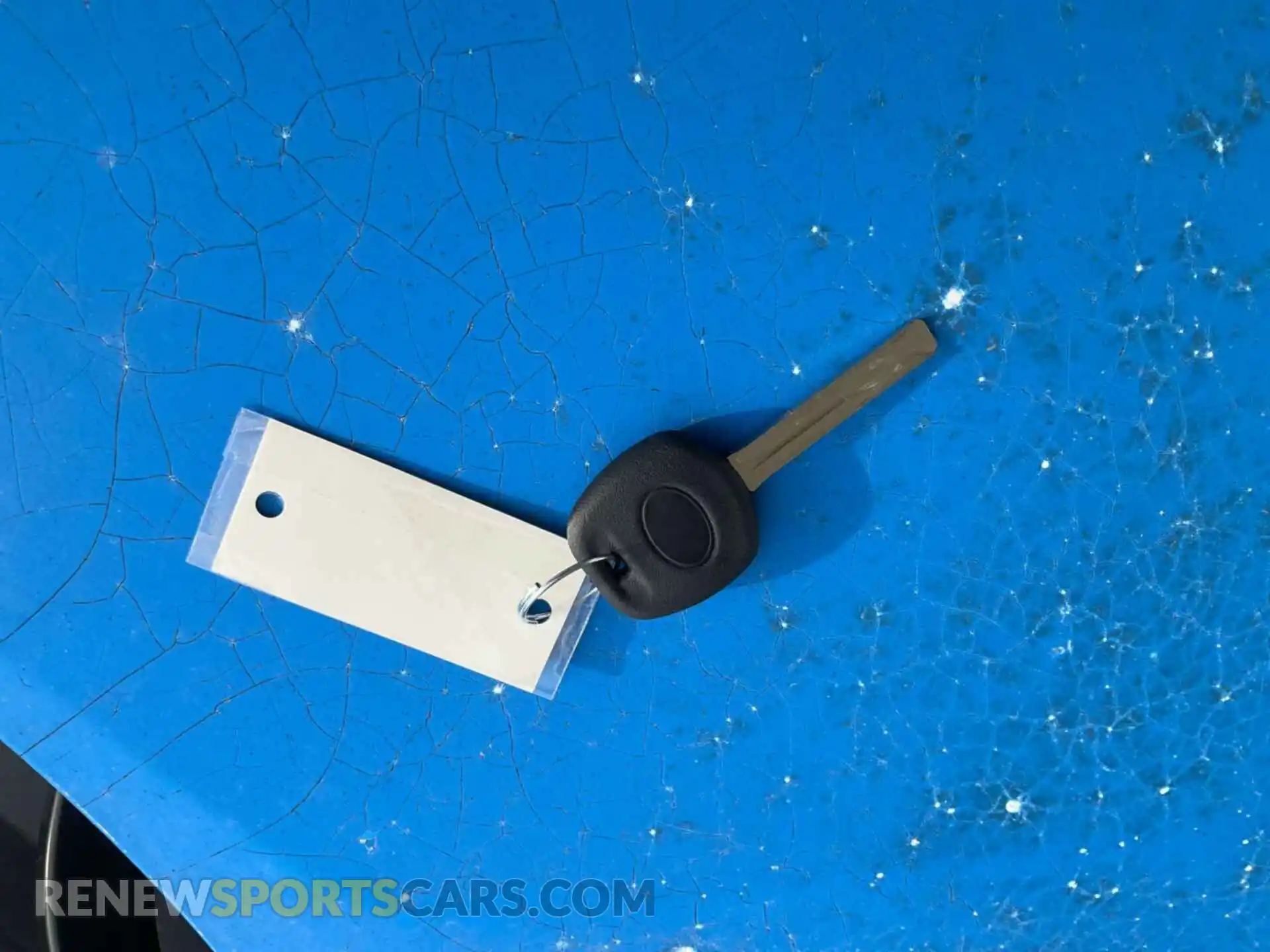 2 Photograph of a damaged car JTMF1RFV6KJ004825 TOYOTA RAV4 2019