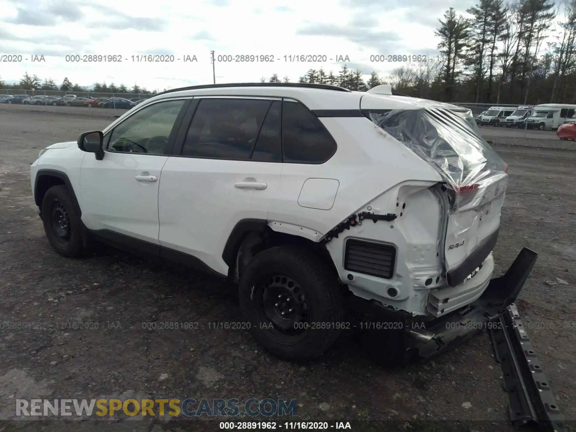 3 fotografías del automóvil dañado JTMF1RFV9KJ024986 TOYOTA RAV4 2019