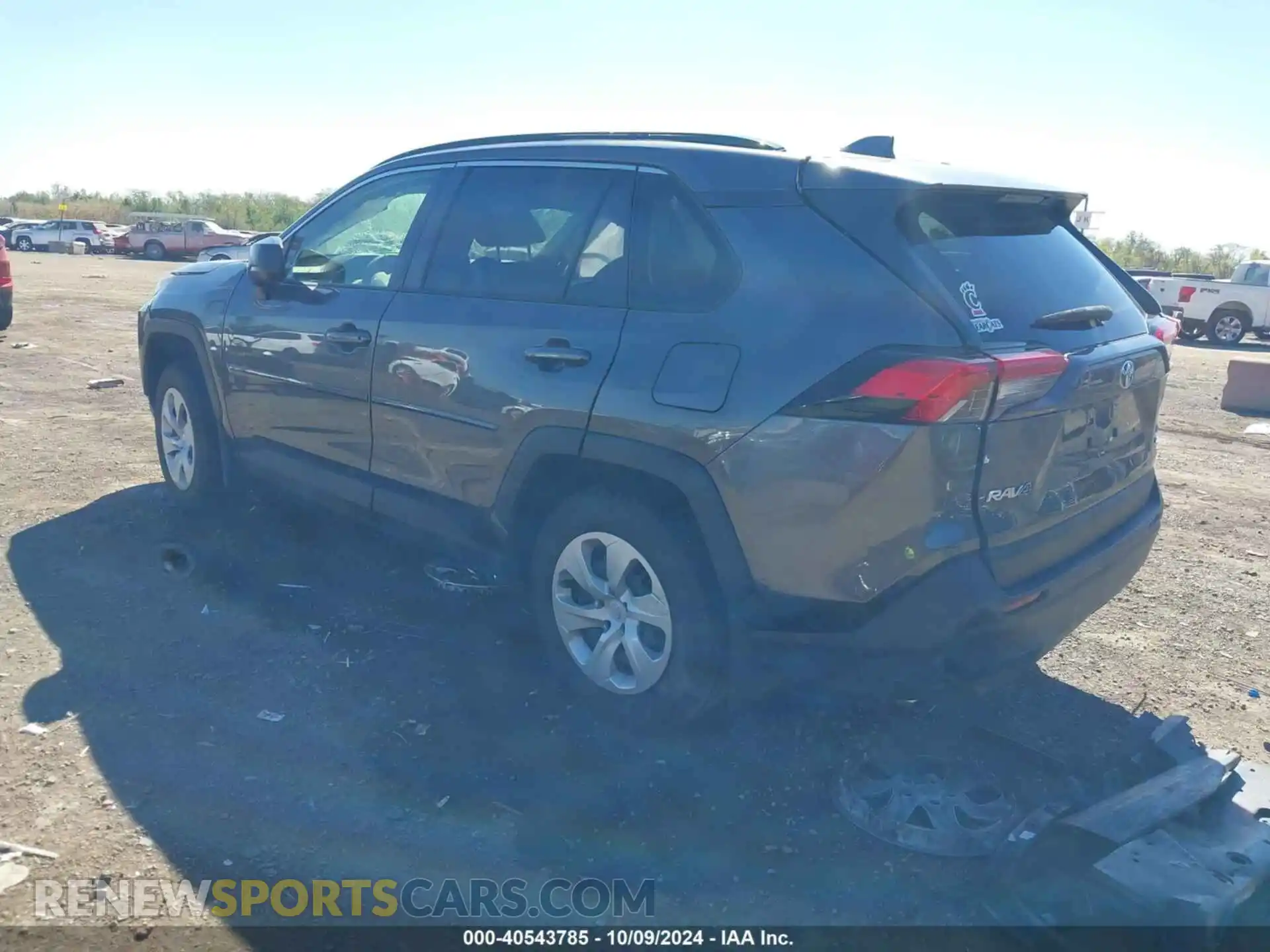 3 Photograph of a damaged car JTMF1RFV9KJ025538 TOYOTA RAV4 2019