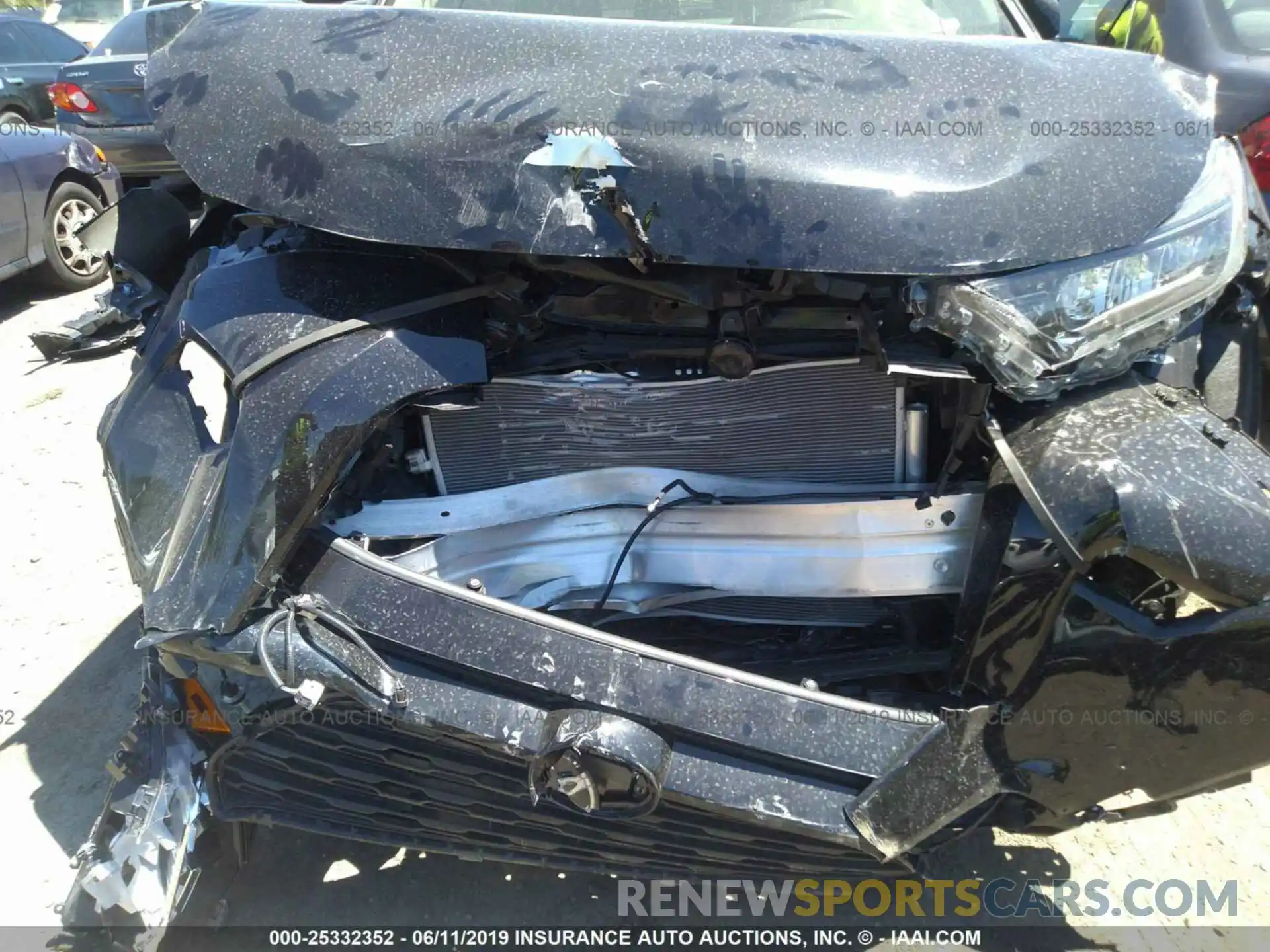 6 Photograph of a damaged car JTMG1RFV5KJ004593 TOYOTA RAV4 2019