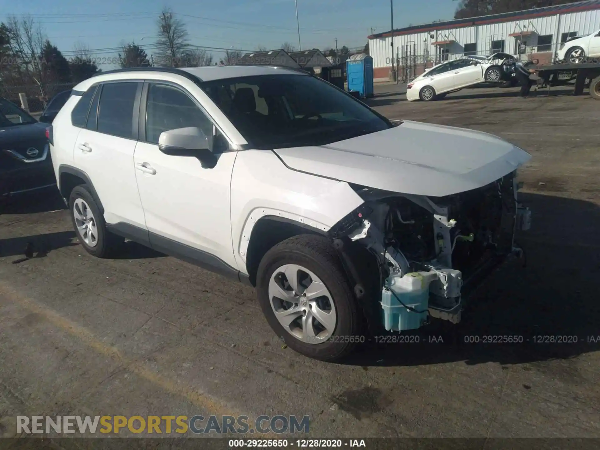1 Photograph of a damaged car JTMG1RFV5KJ024357 TOYOTA RAV4 2019