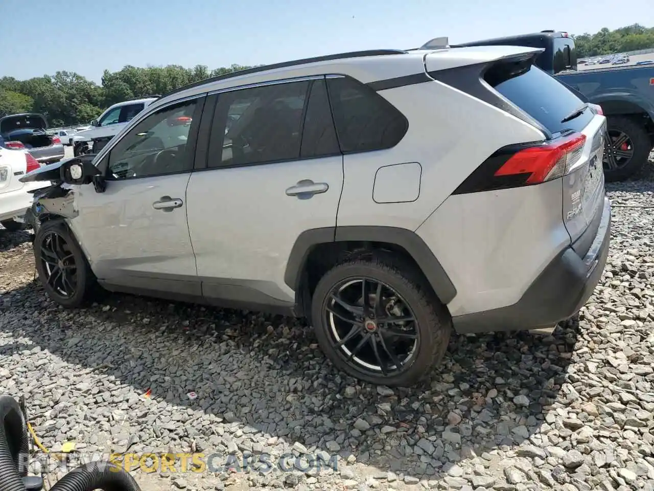 2 Photograph of a damaged car JTMH1RFV0KD008702 TOYOTA RAV4 2019