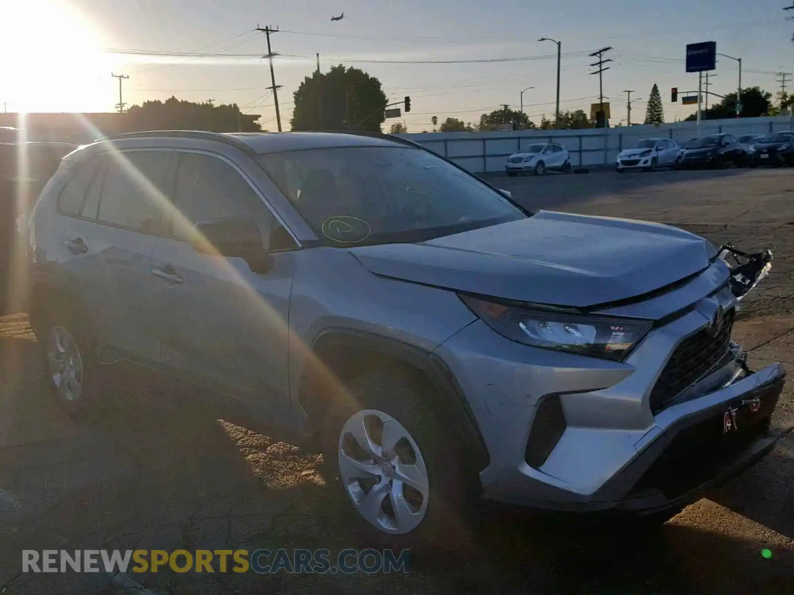 1 Photograph of a damaged car JTMH1RFV2KD508375 TOYOTA RAV4 2019