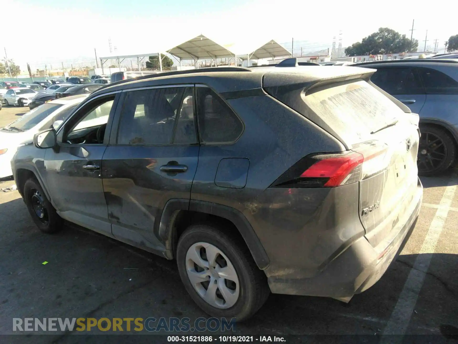 3 Photograph of a damaged car JTMH1RFV5KD024166 TOYOTA RAV4 2019
