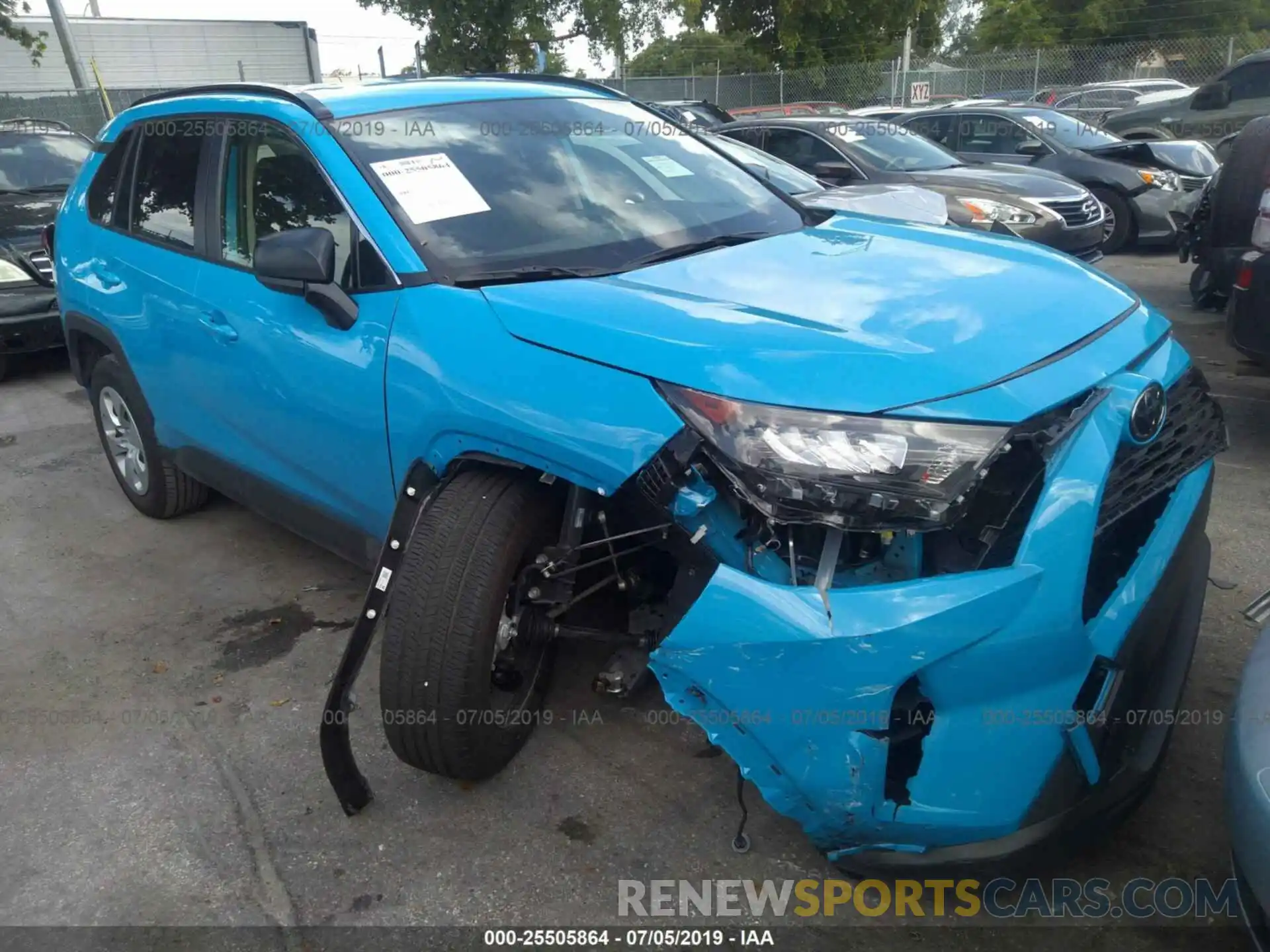 1 Photograph of a damaged car JTMH1RFV5KJ008776 TOYOTA RAV4 2019