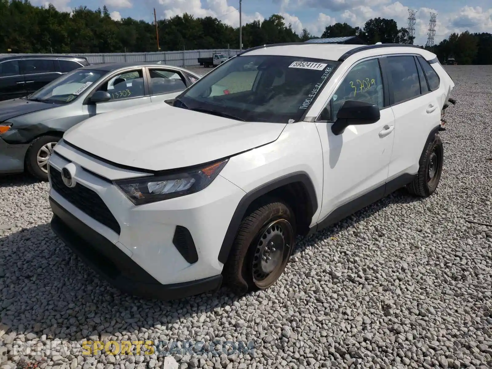 2 Photograph of a damaged car JTMH1RFV7KD507433 TOYOTA RAV4 2019