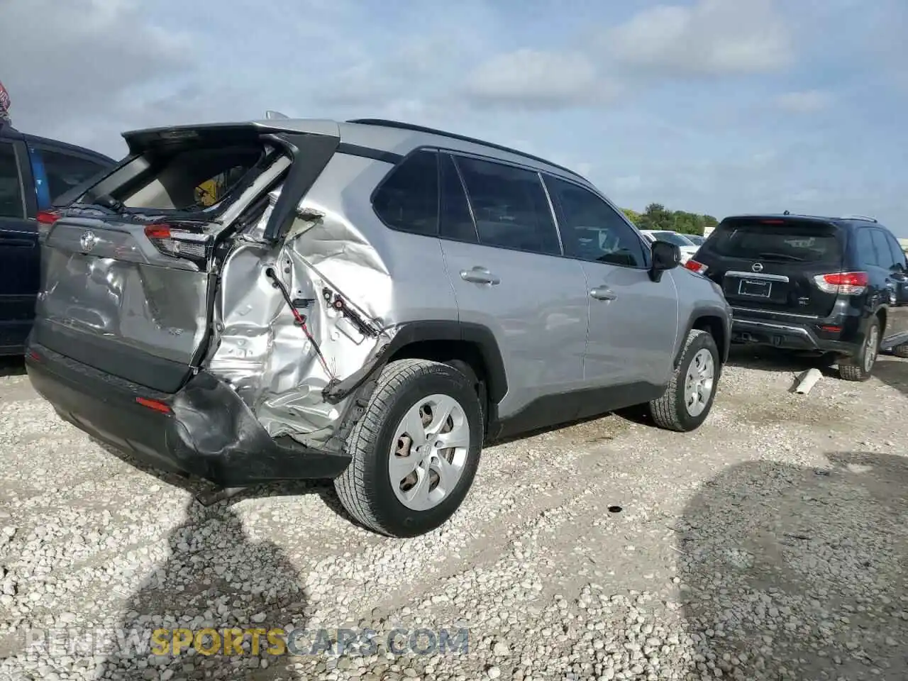 3 fotografías del automóvil dañado JTMH1RFV9KD002252 TOYOTA RAV4 2019