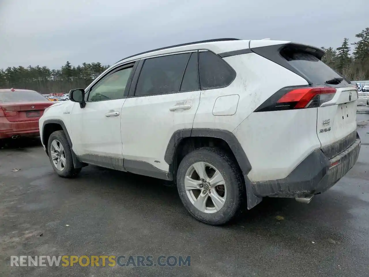 2 Photograph of a damaged car JTMLWRFV7KD025296 TOYOTA RAV4 2019